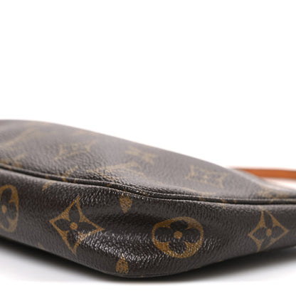 Louis Vuitton Monogram Pochette Accessories 10 of 11