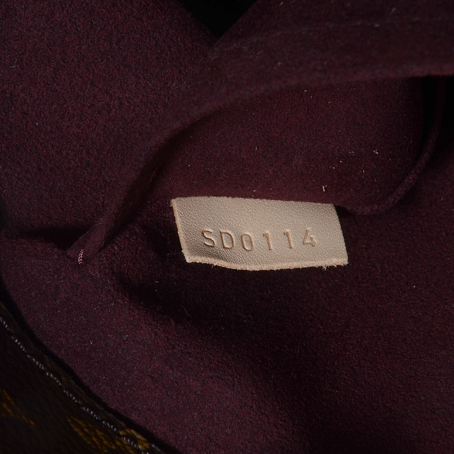 Louis Vuitton Monogram Montaigne GM 7 of 8