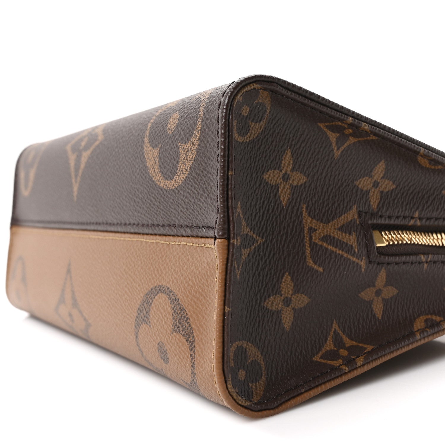 Louis Vuitton Reverse Monogram Giant OnTheGo East West 10 of 10