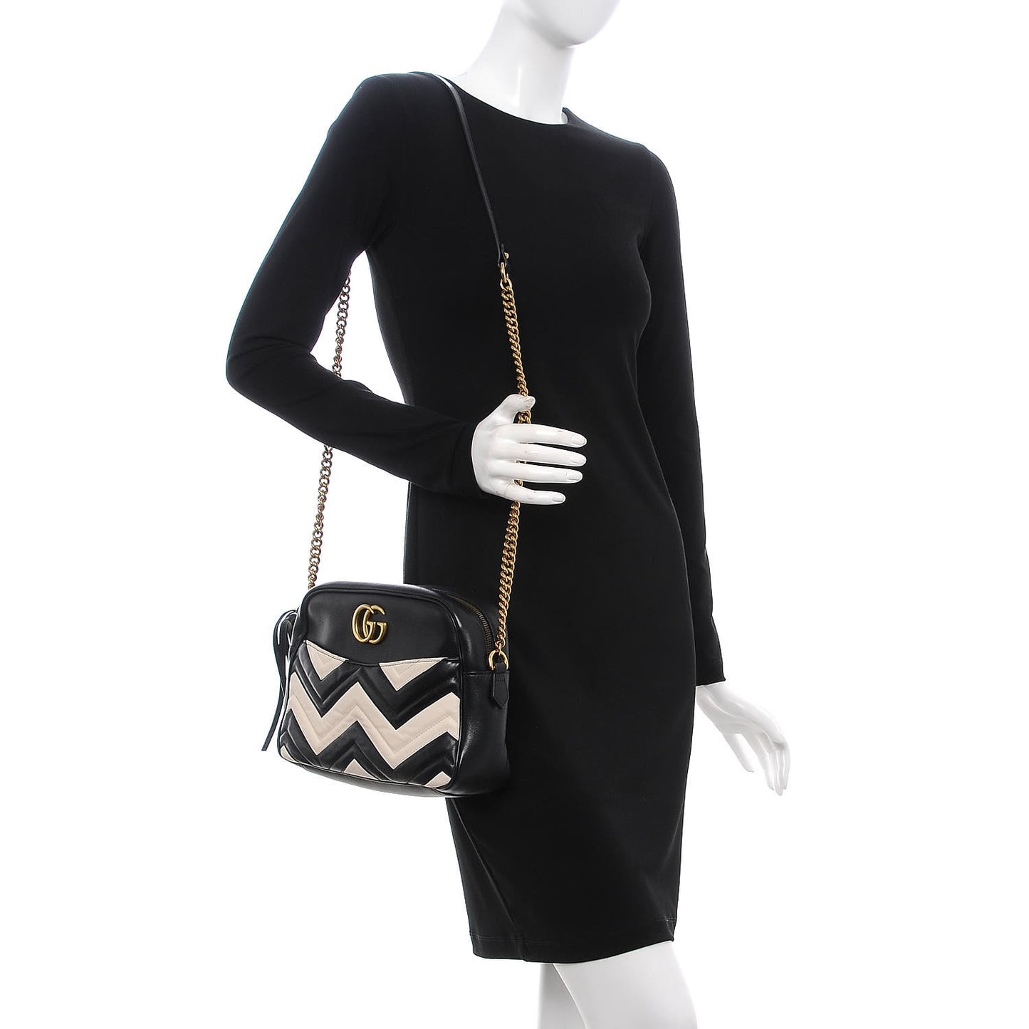 Calfskin Matelasse Medium GG Marmont Chain Shoulder Bag Black White