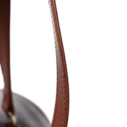 Louis Vuitton Monogram Papillon 30 With Companion 13 of 14