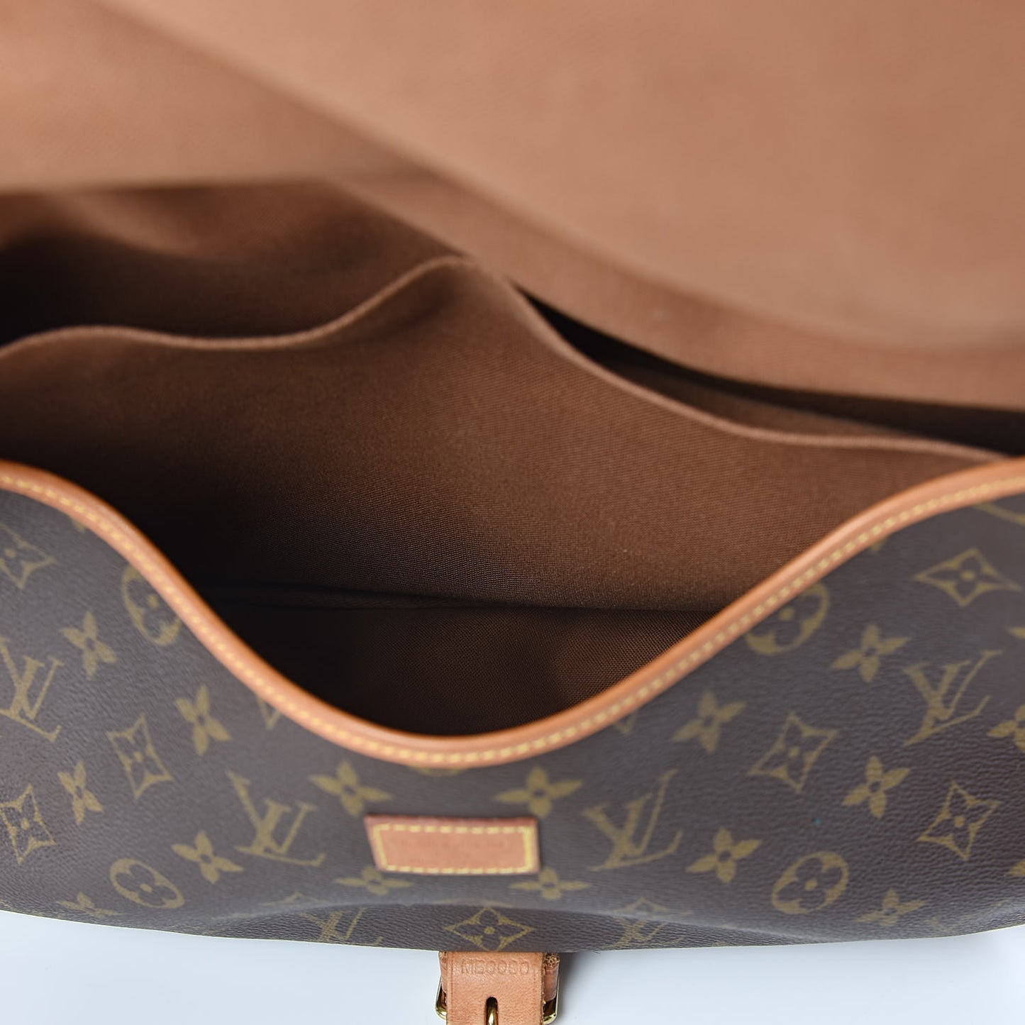 Monogram Saumur 35
