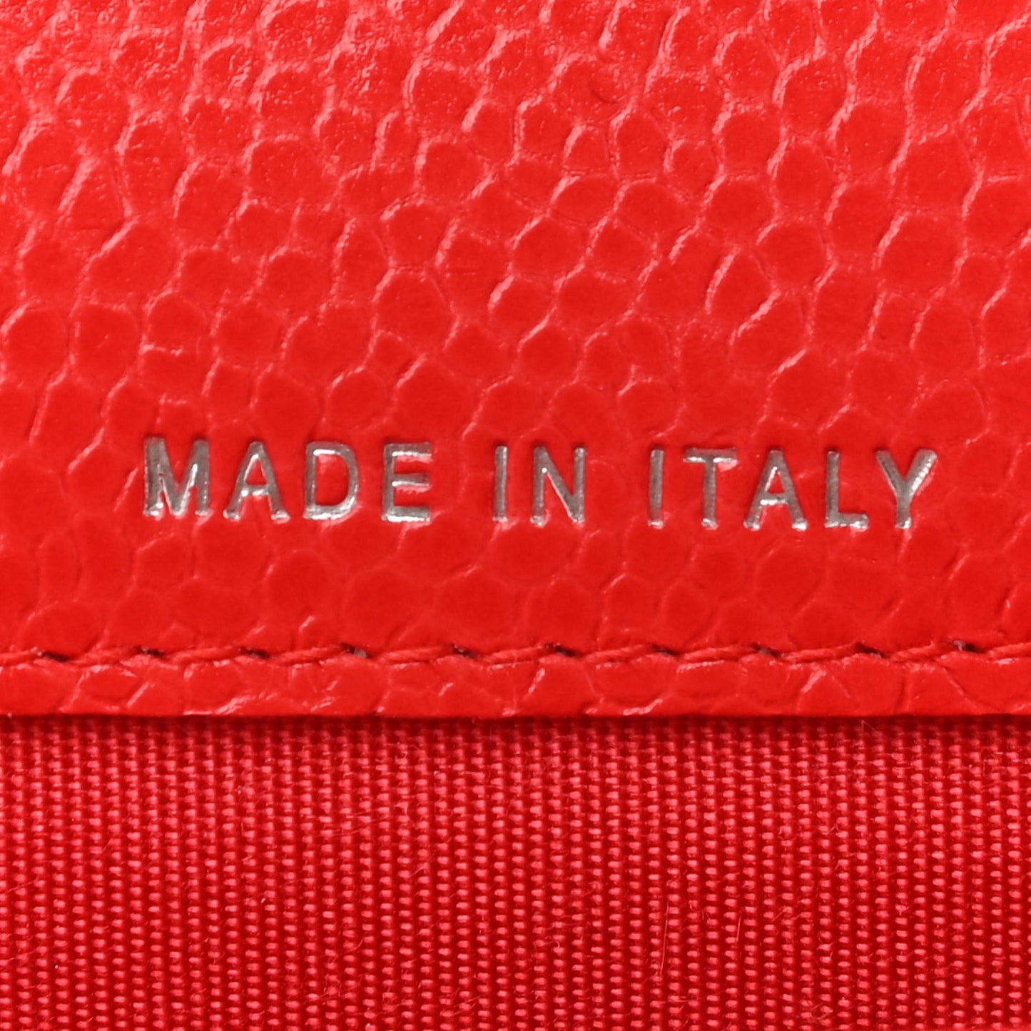 Caviar Quilted Incognito Flap Card Holder Red