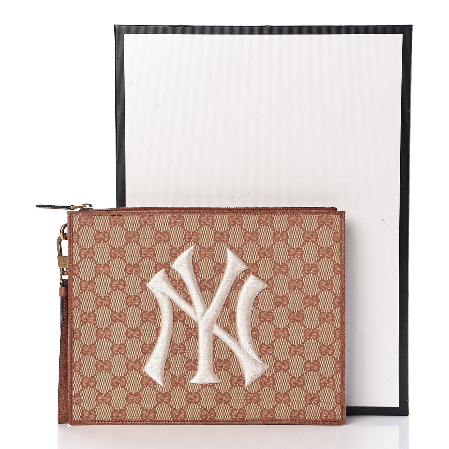 X MLB GG Monogram NY Yankees Zip Wristlet Pouch Beige Ruggine Ivory