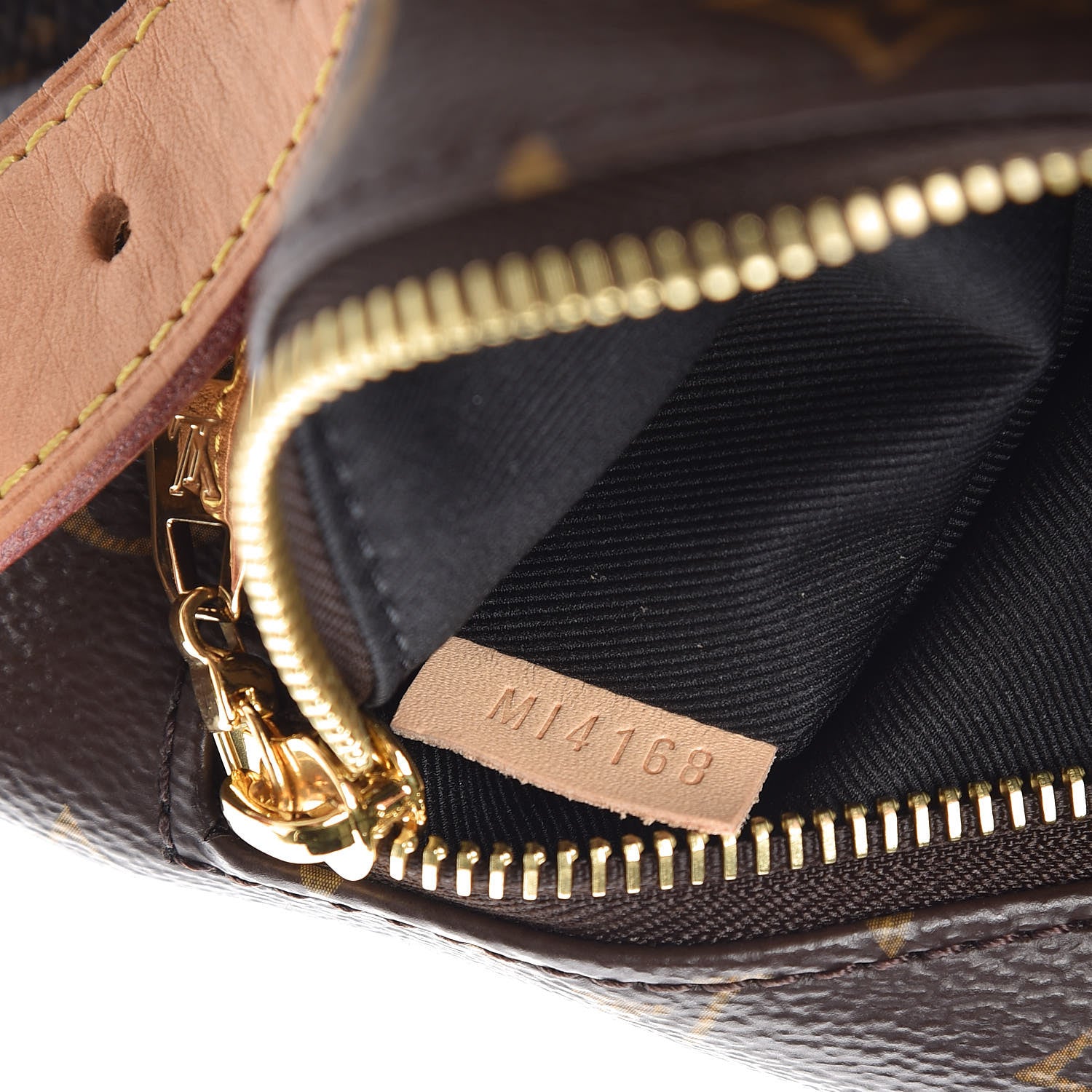 Louis Vuitton Monogram Bumbag 8 of 10