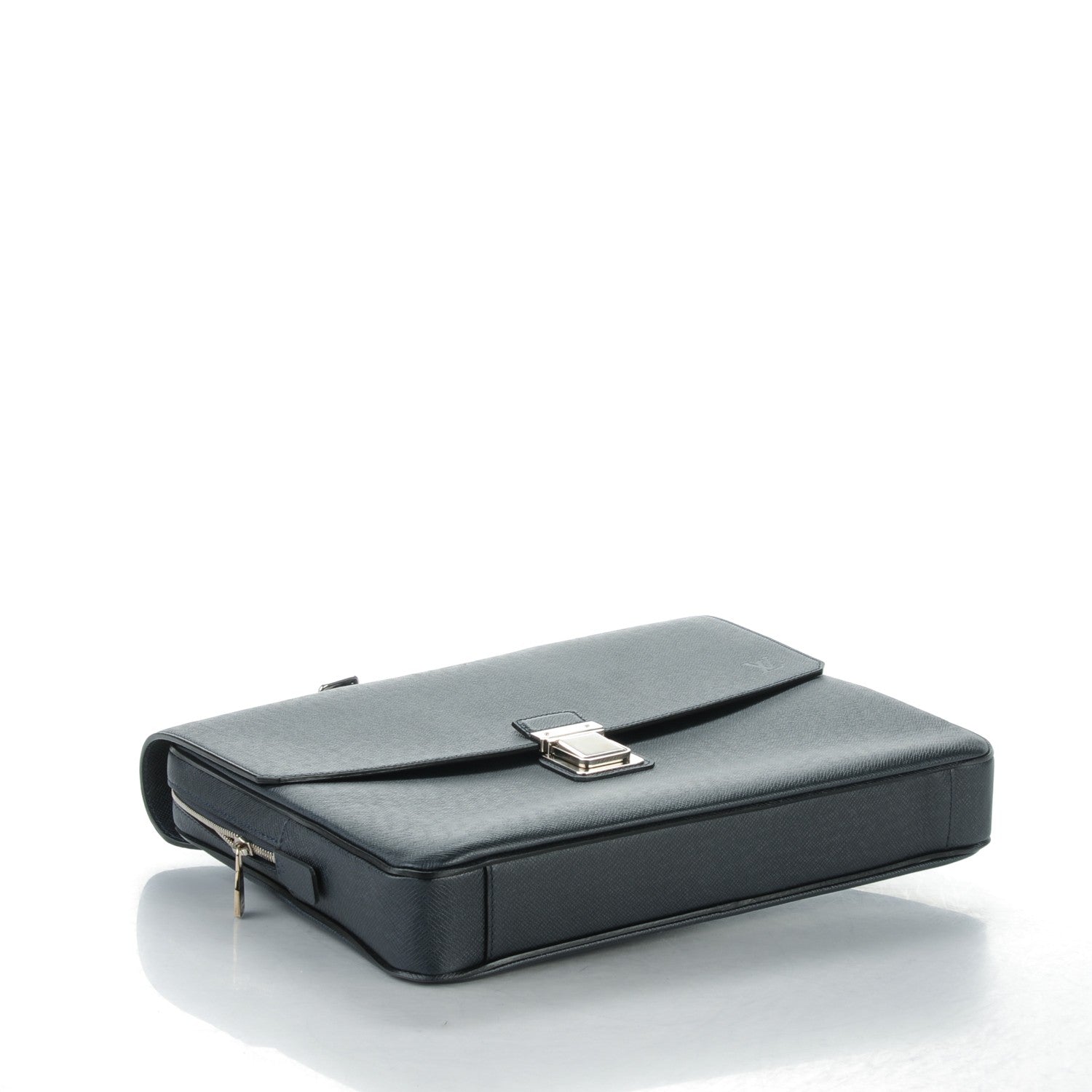 Louis Vuitton Taiga Vassili PM Messenger Bag Boreal 4 of 7