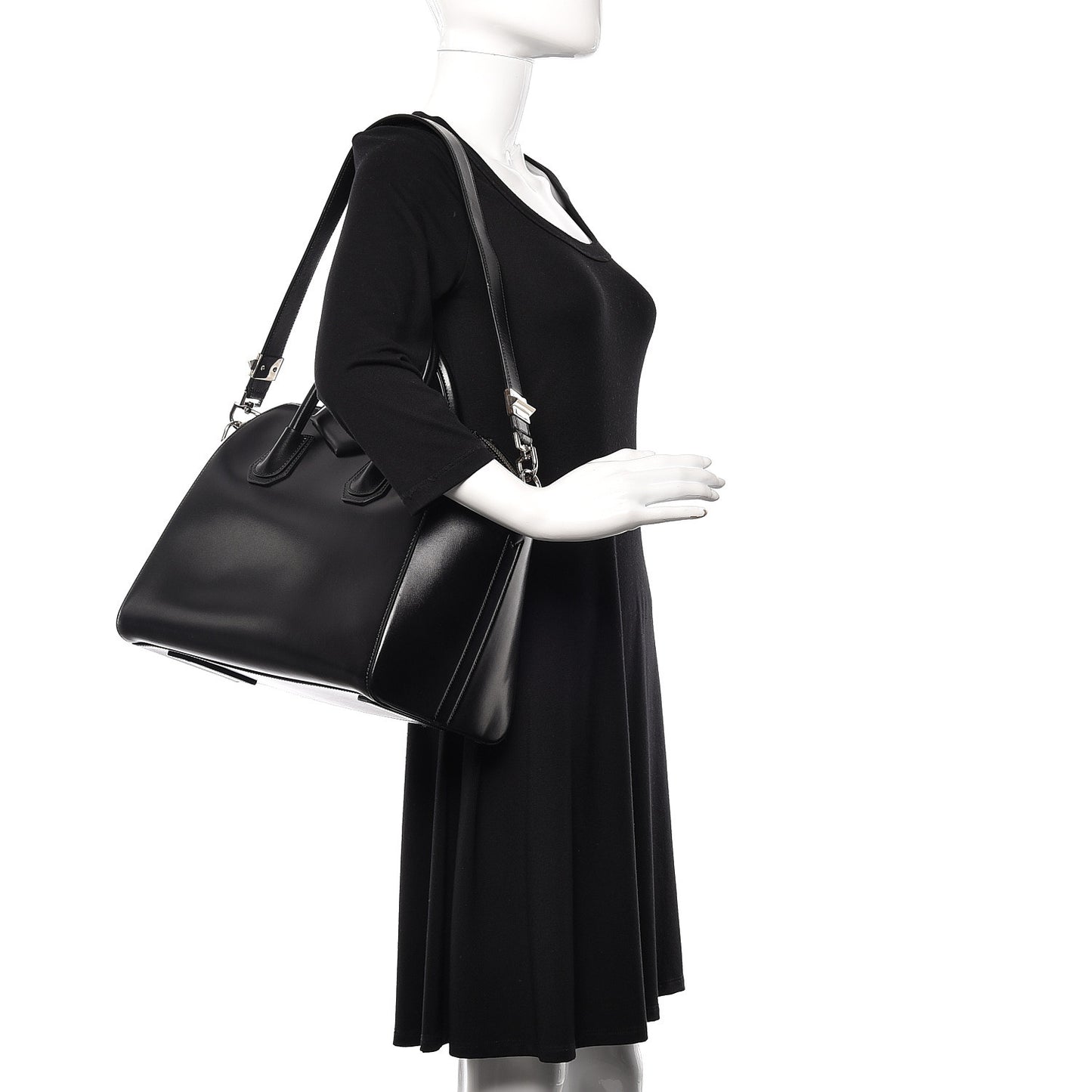 Shiny Lord Calfskin Medium Antigona Black