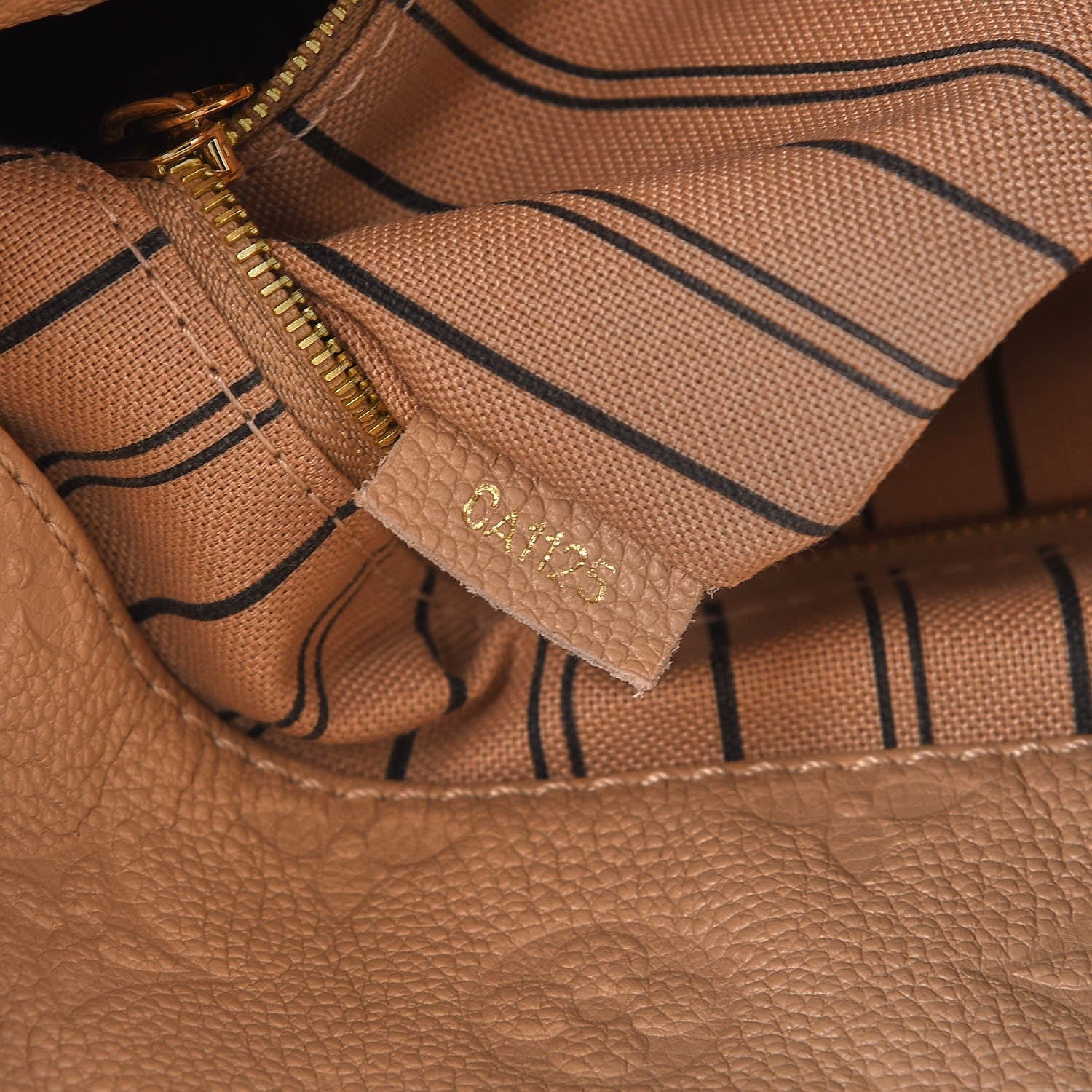 Louis Vuitton Empreinte Artsy MM Dune 7 of 7