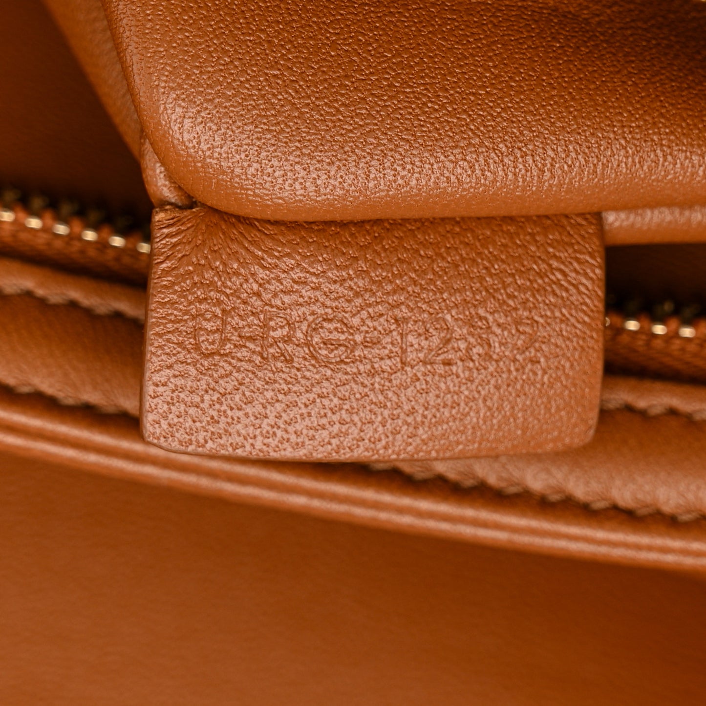 Raffia Jacquard Calfskin Medium Triomphe Natural Tan