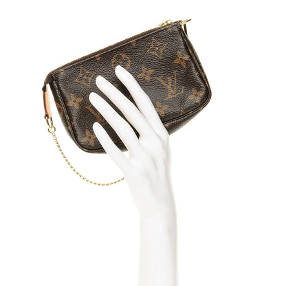 Louis Vuitton Monogram Mini Pochette Accessories 2 of 6