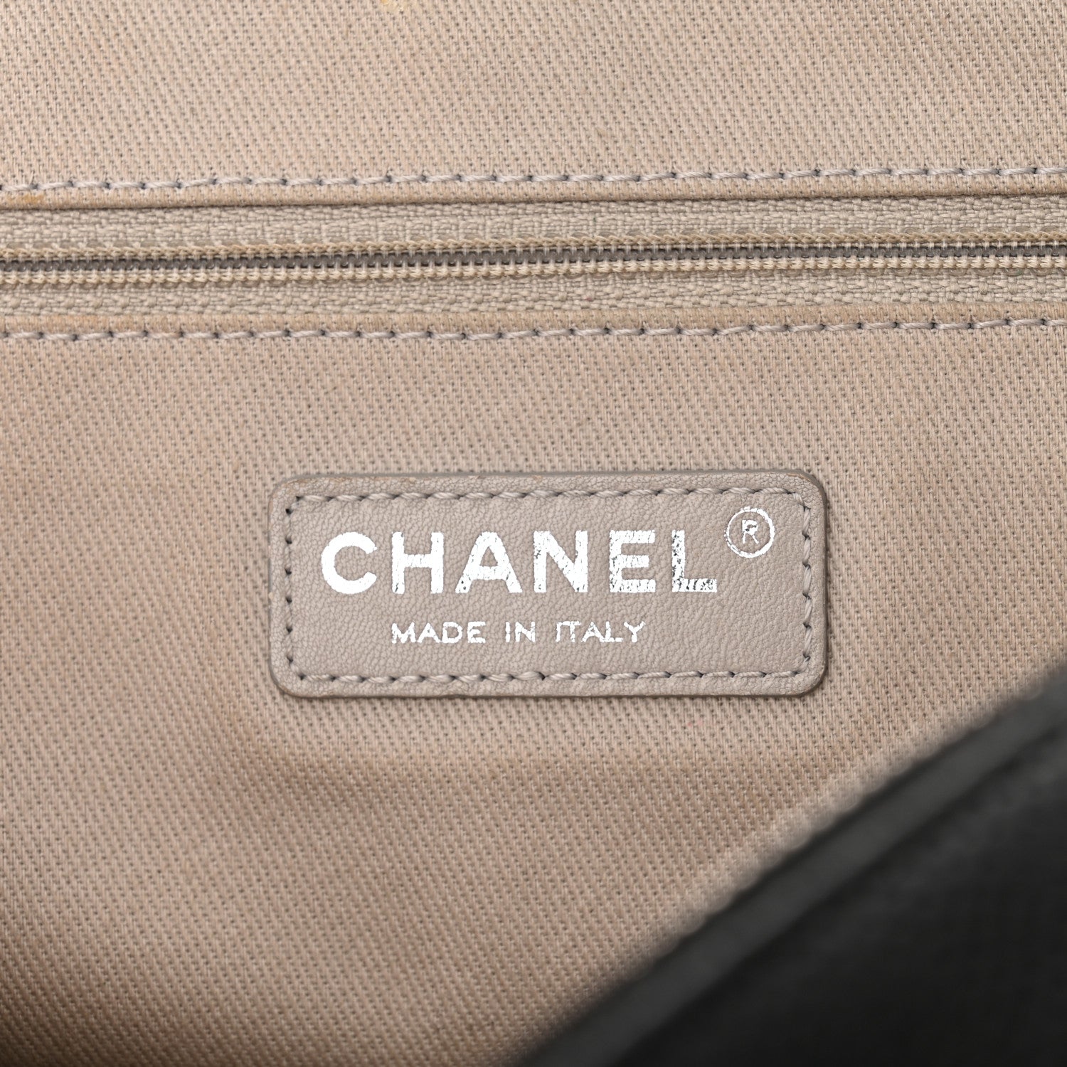 Chanel Caviar Quilted Jumbo Easy Flap Black 6 of 10