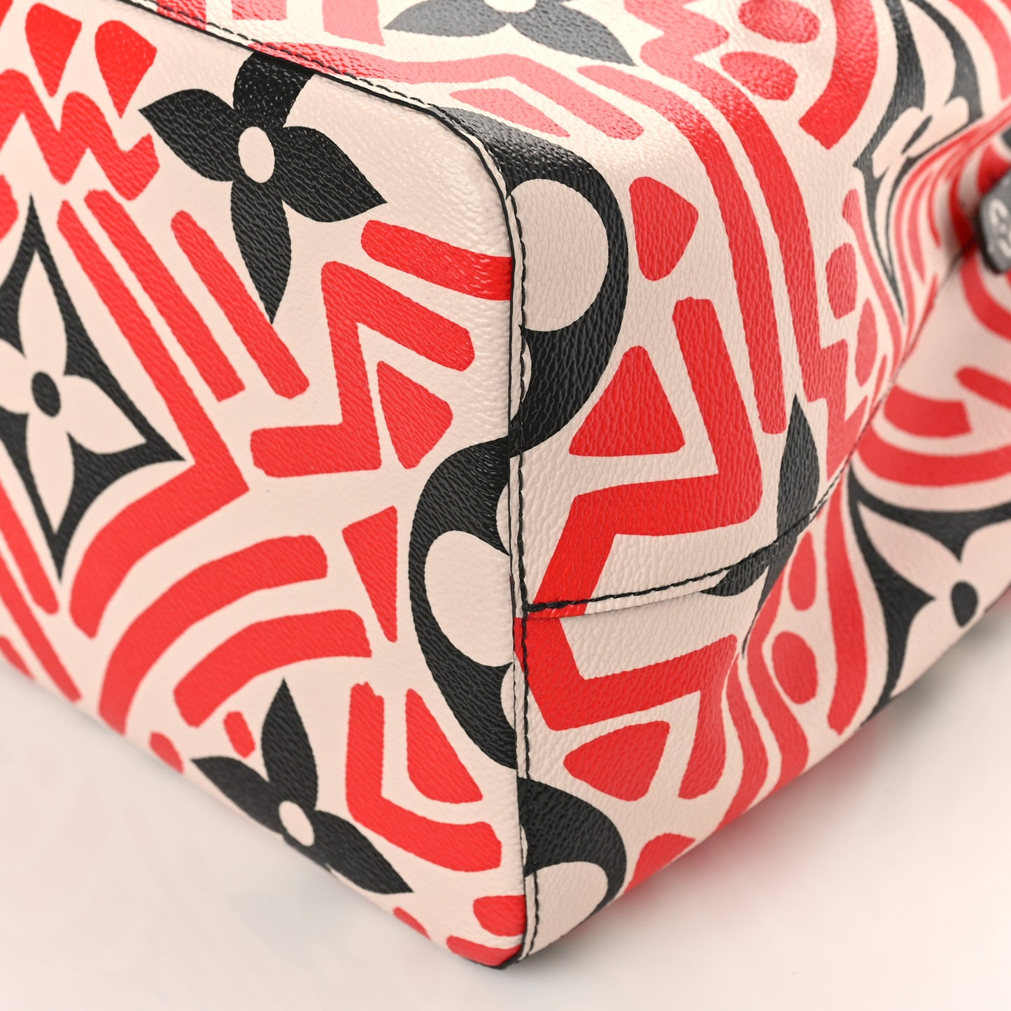Monogram Giant Crafty NeoNoe MM Creme Rouge Black