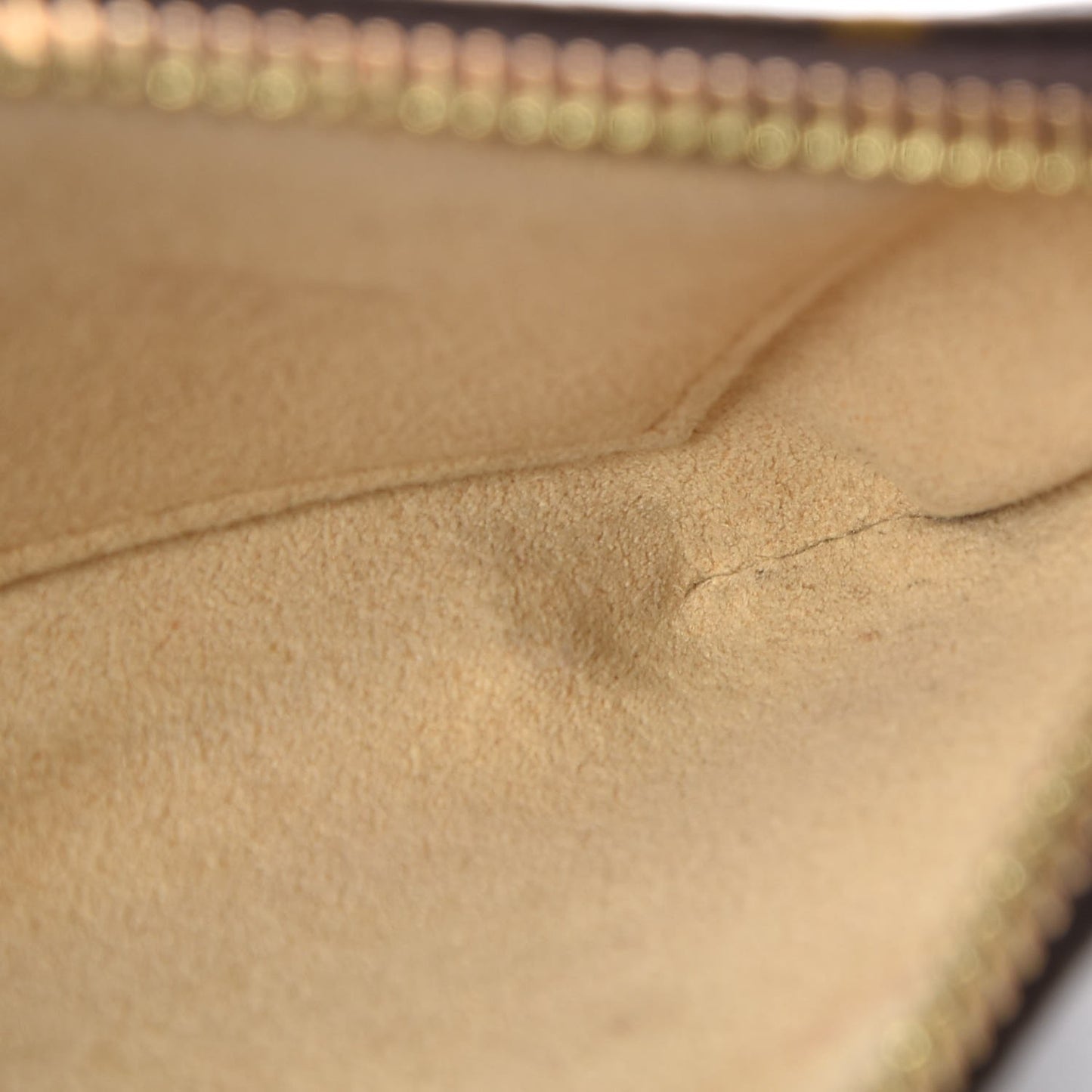 Monogram Pochette Milla MM