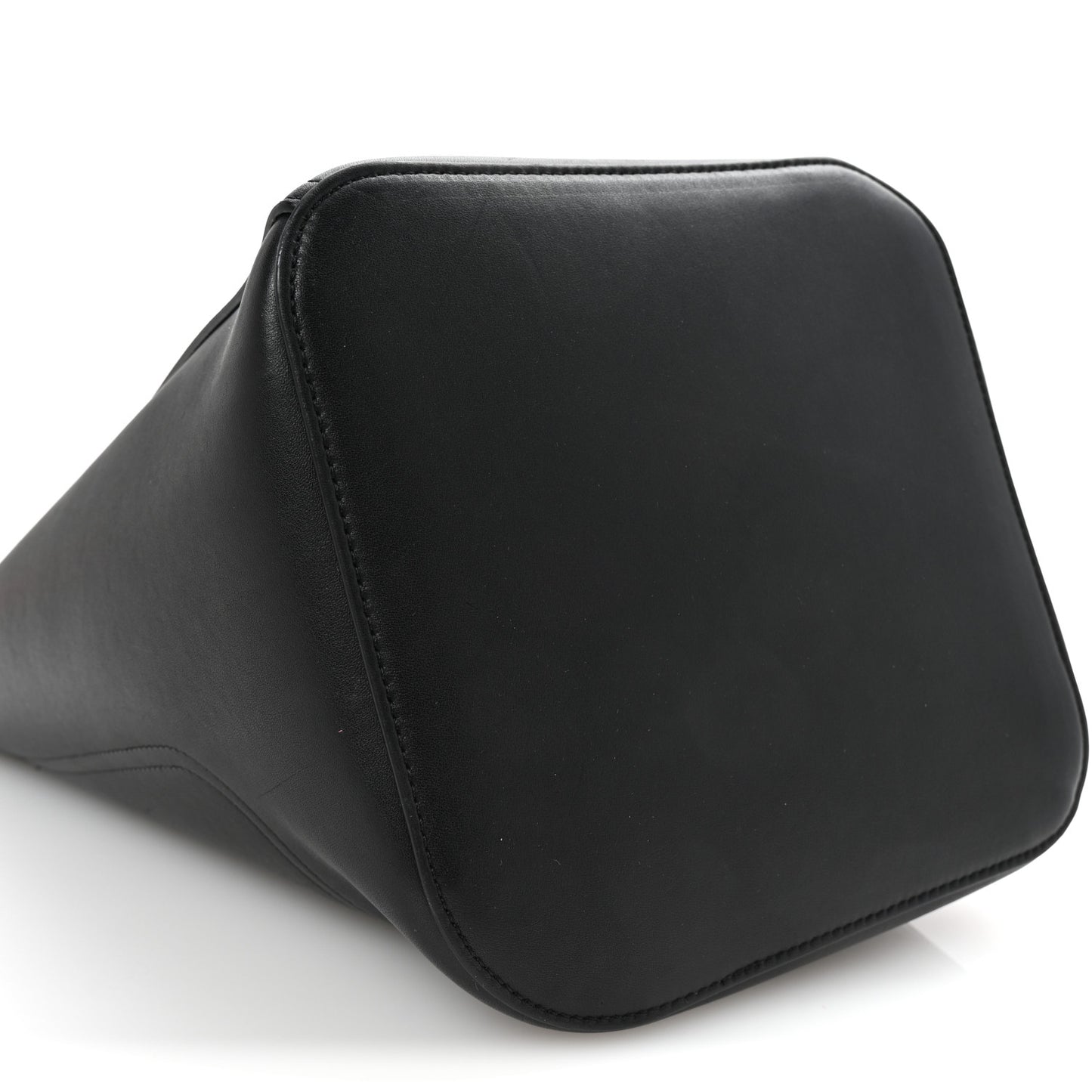 Smooth Calfskin Medium Pebble Bucket Bag Black