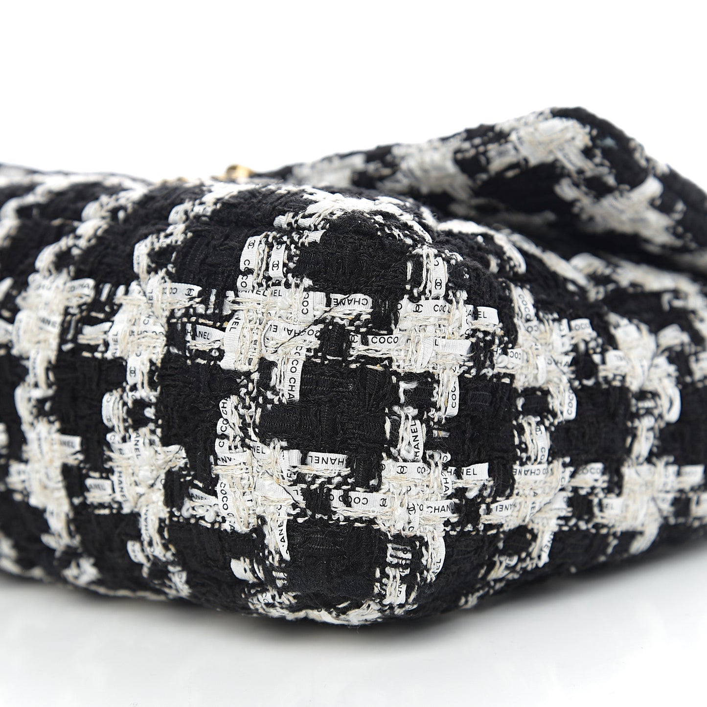 Tweed Quilted Large 19 Flap Black Ecru White