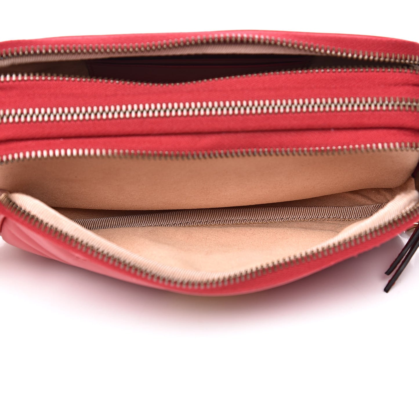 Calfskin Matelasse Mini GG Marmont Chain Crossbody Bag Hibiscus Red