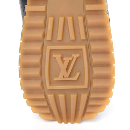 Louis Vuitton X SUPREME Calfskin Run Away Sneakers 7 Black 6 of 10