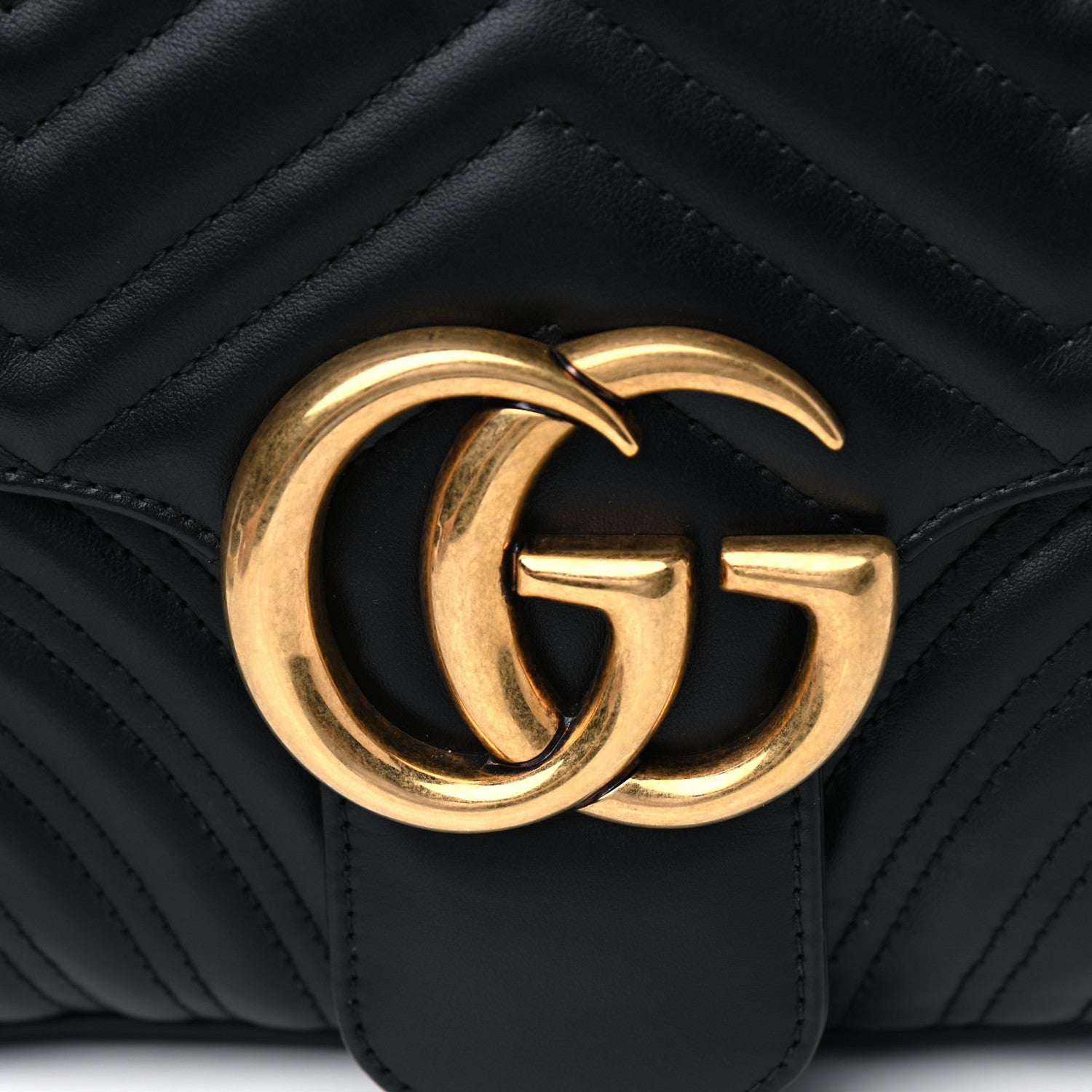 Gucci Calfskin Matelasse Medium GG Marmont Shoulder Bag Black 4 of 7