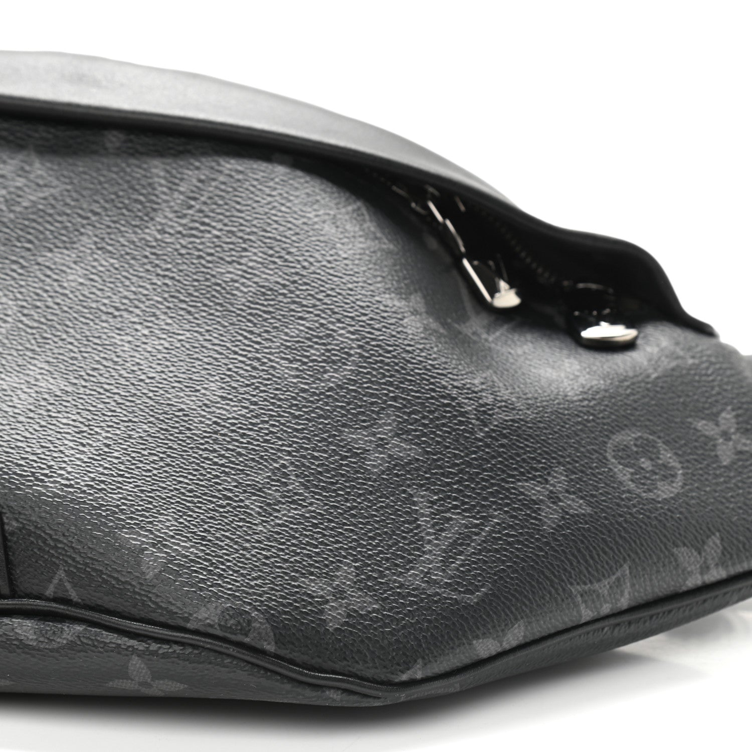 Louis Vuitton Monogram Eclipse Discovery Bumbag 8 of 8