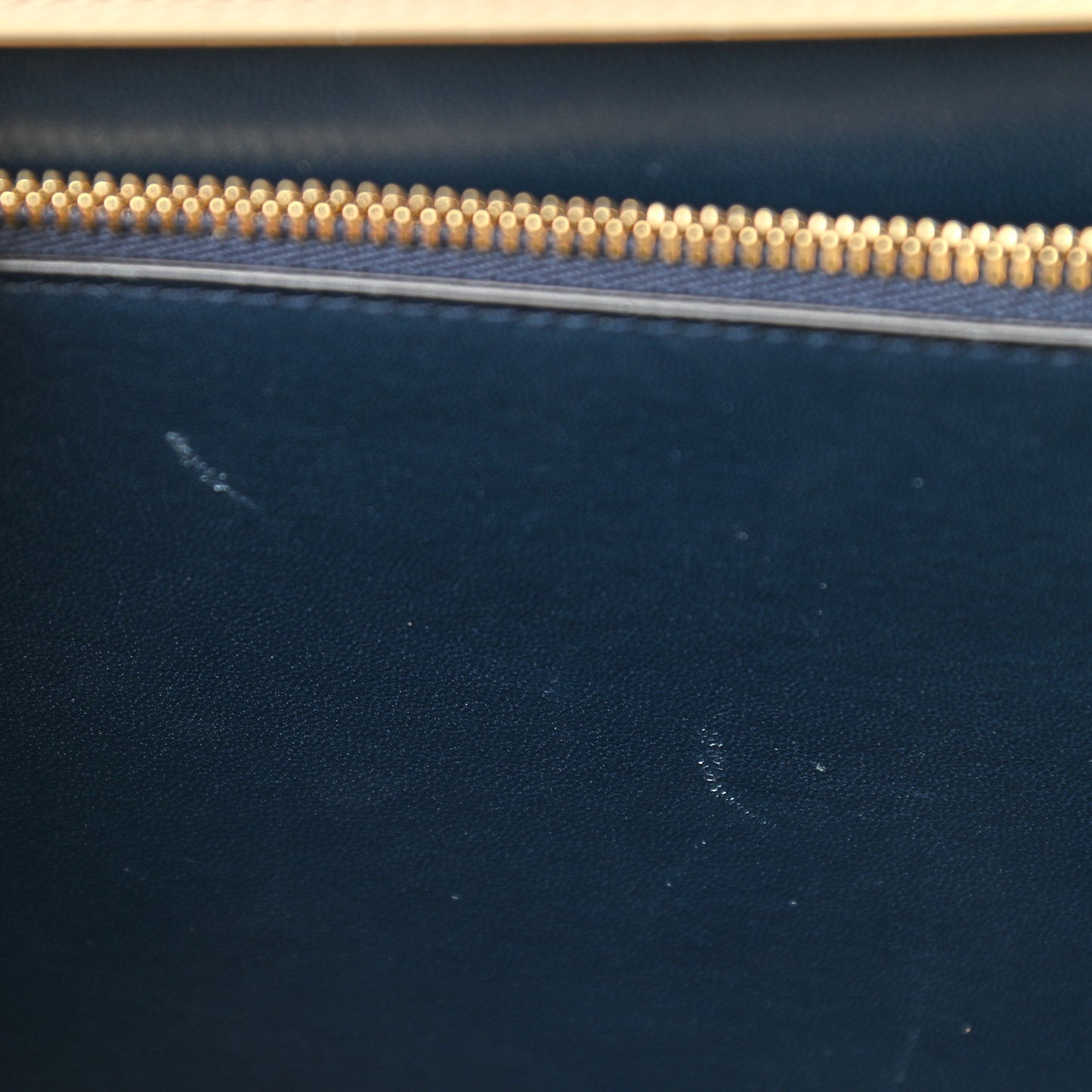 Box Calfskin Medium Clasp Bag Powder