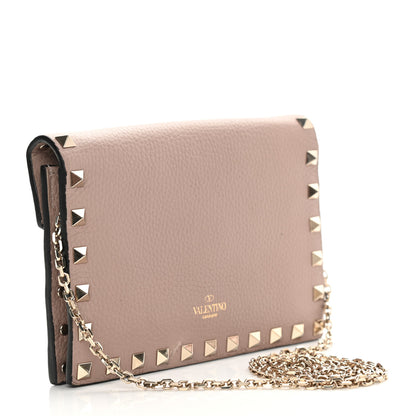 Valentino Garavani Pebbled Calfskin Rockstud Envelope Wallet on Chain Poudre 3 of 13