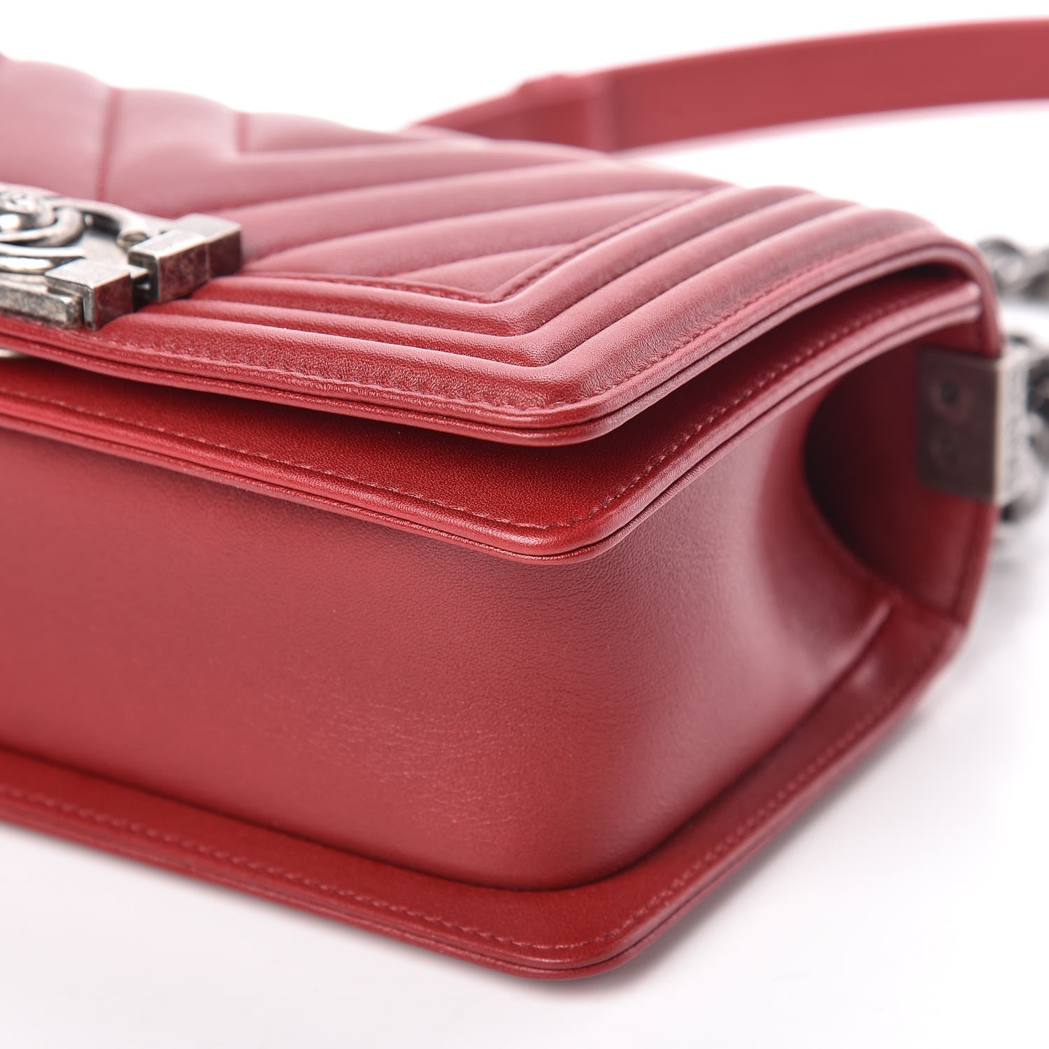 Chanel Calfskin Chevron Quilted Small Boy Flap Red 9 of 10