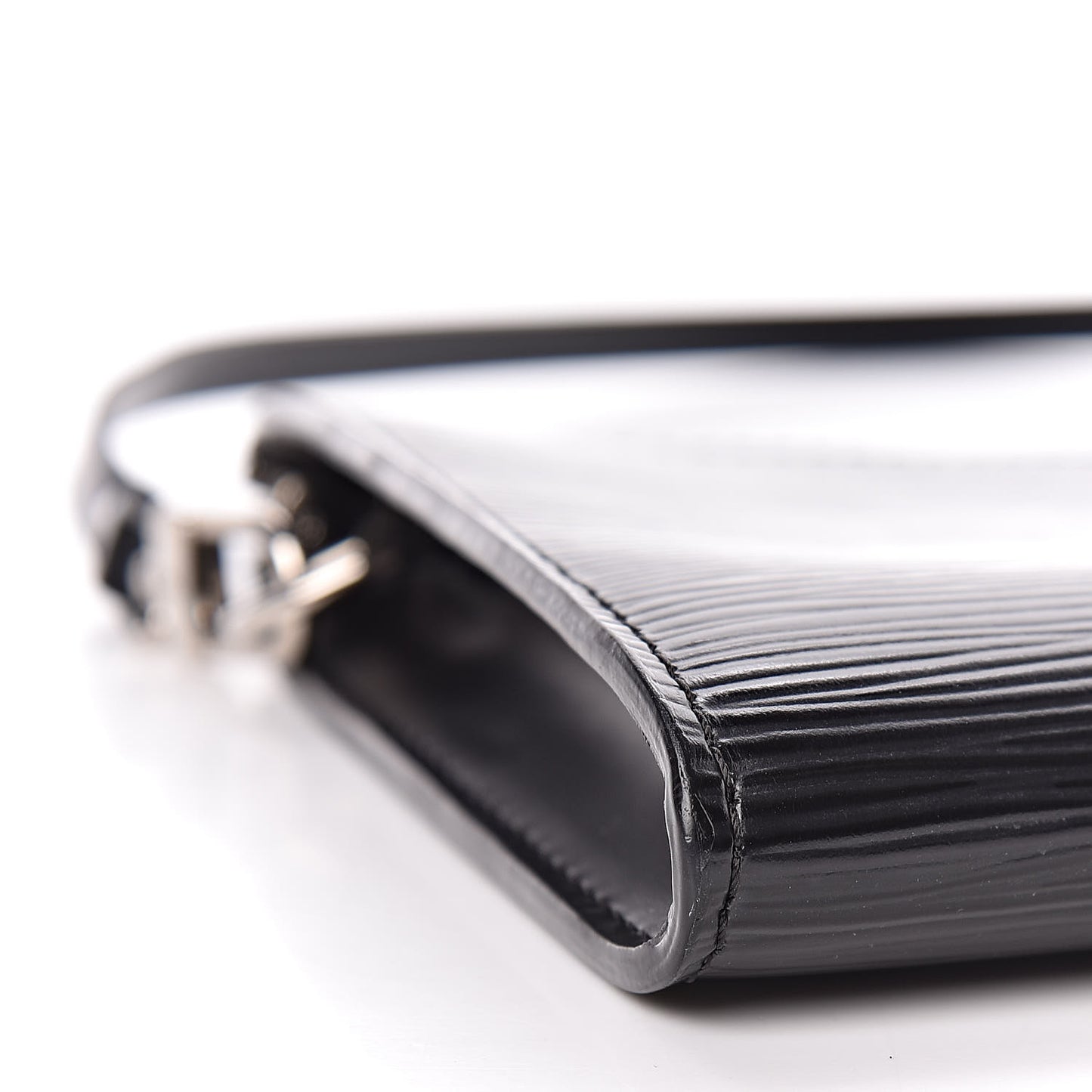 Epi Pochette Accessories 24 Black