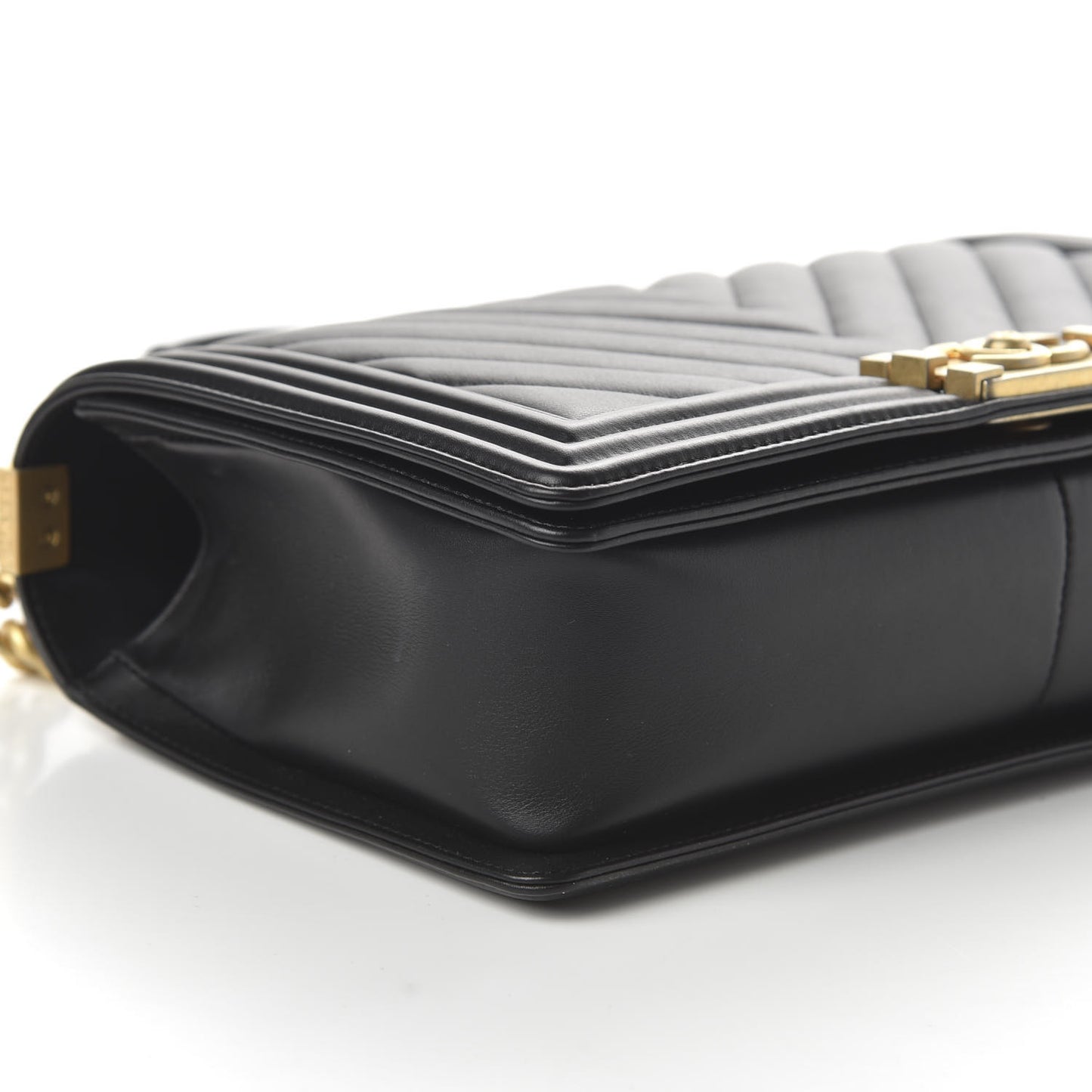Lambskin Chevron Quilted Medium Boy Flap Black