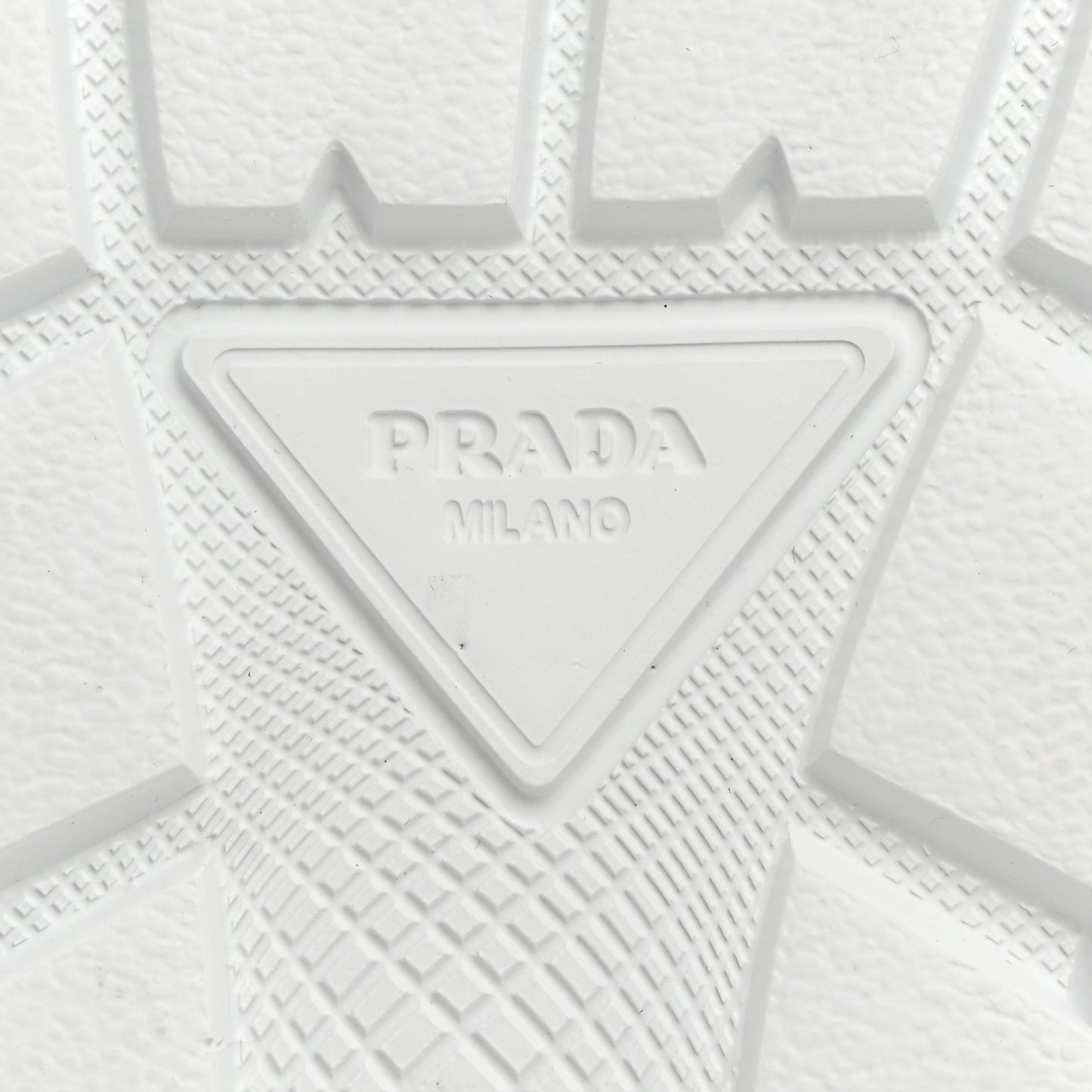 Re-Nylon Gabardine Rubber Triangle Logo Quilted Womens Rush Piuma 50mm Mid Sneakers 40.5 White