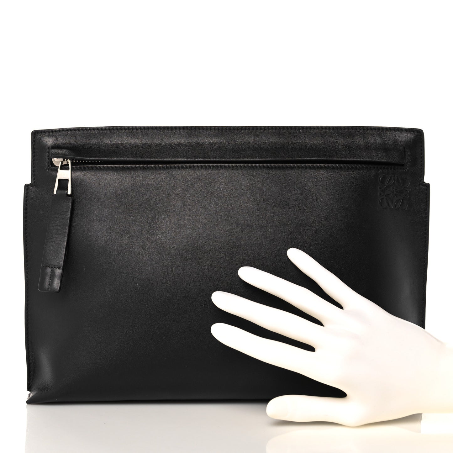 Calfskin T Pouch Black