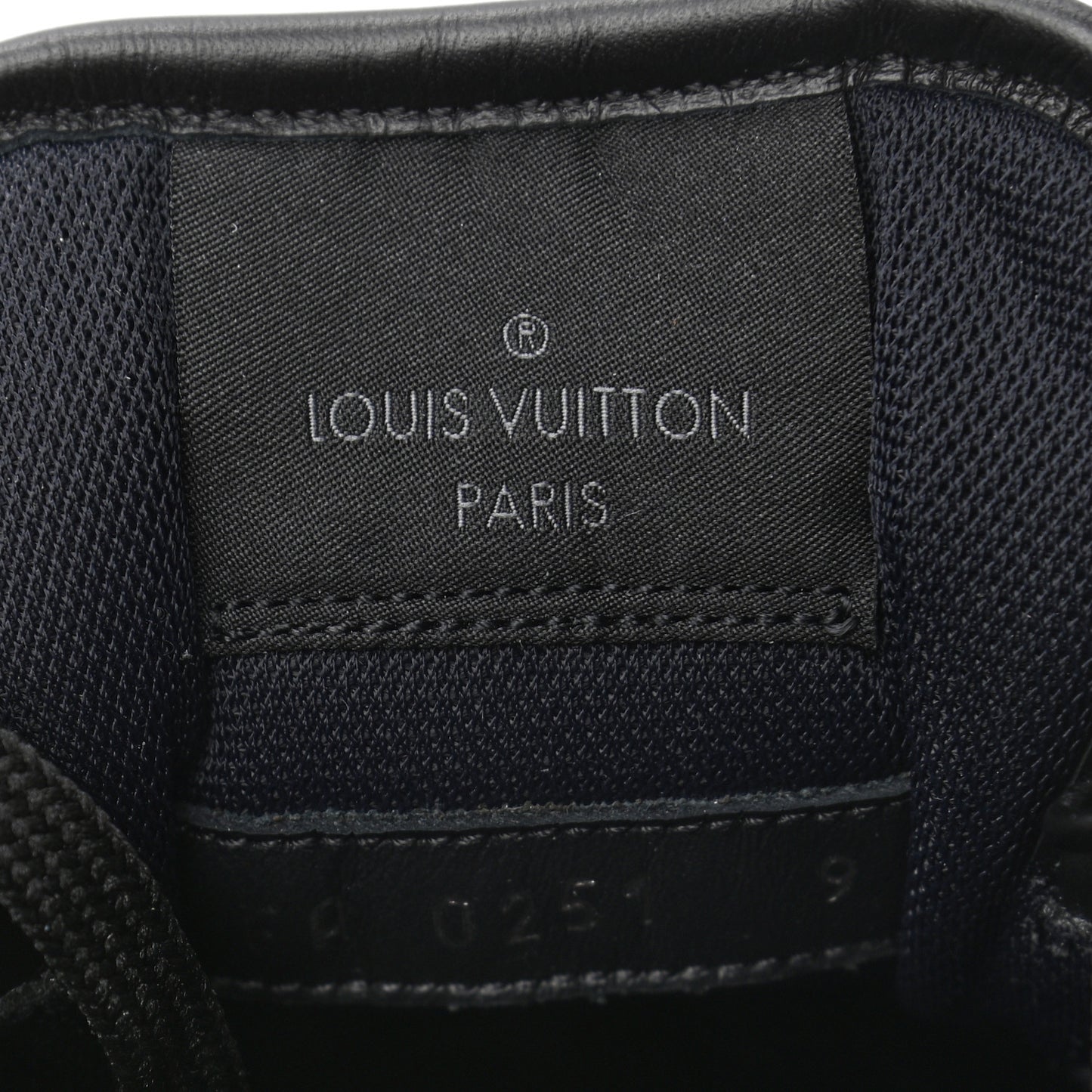 Suede Mens LV Trainer Sneakers 9 Black