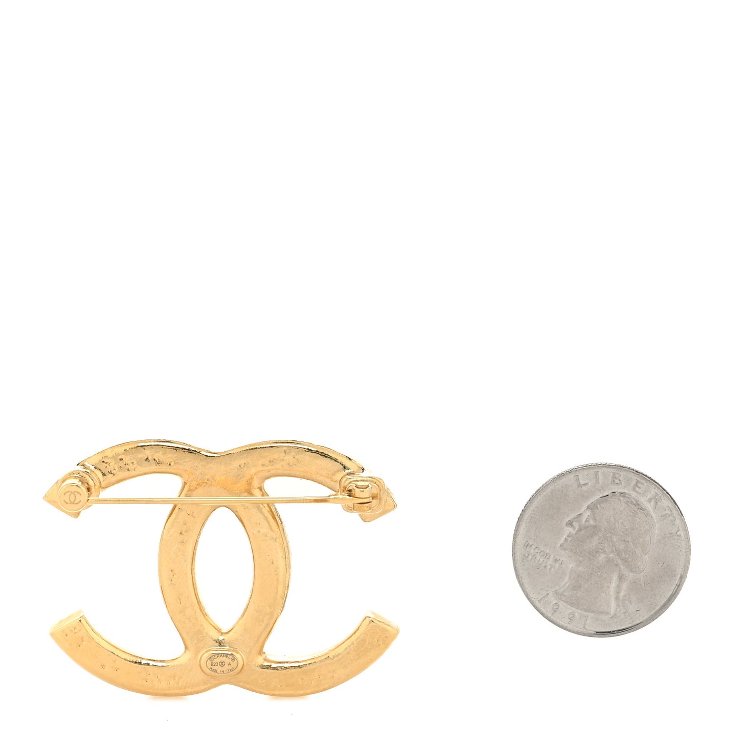 Metal CC Brooch Gold