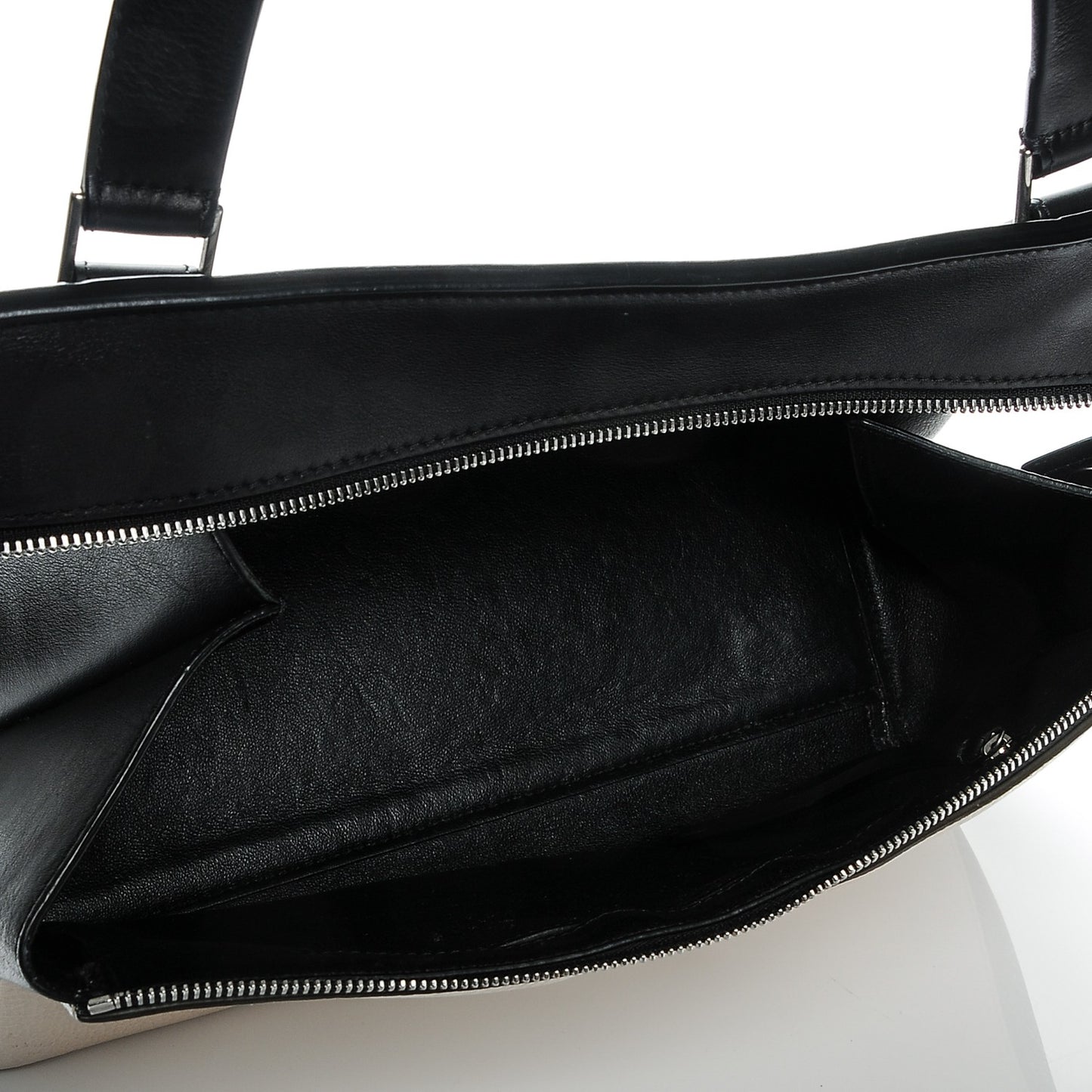 Calfskin Medium Bi-Color Edge Shoulder Bag Cream