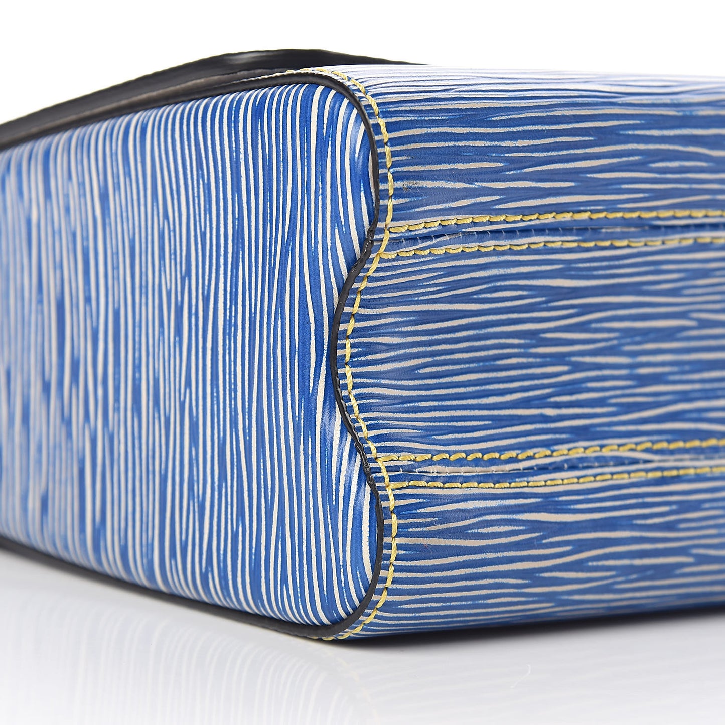 Epi Twist Shoulder Bag MM Denim Light