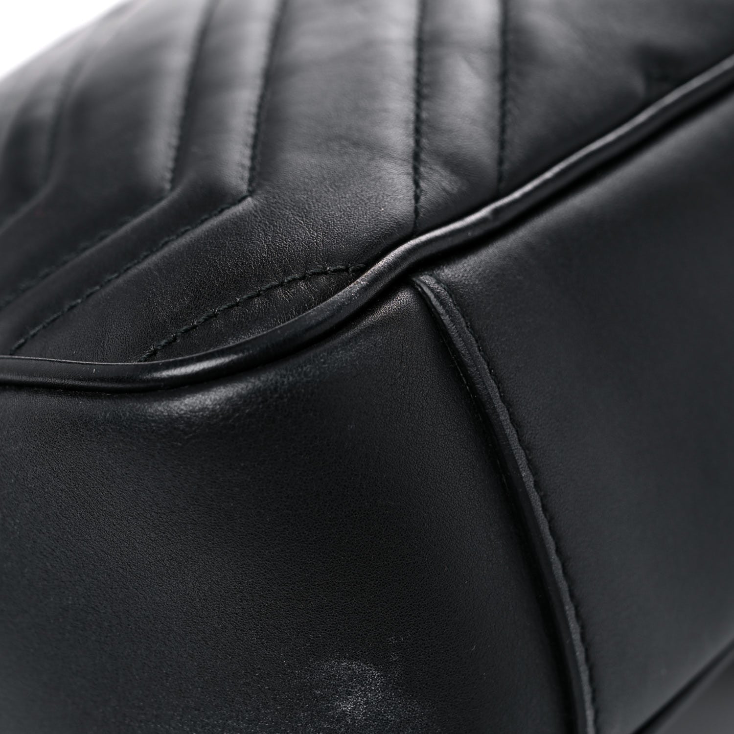 Gucci Calfskin Matelasse Medium GG Marmont Shoulder Bag Black 11 of 21