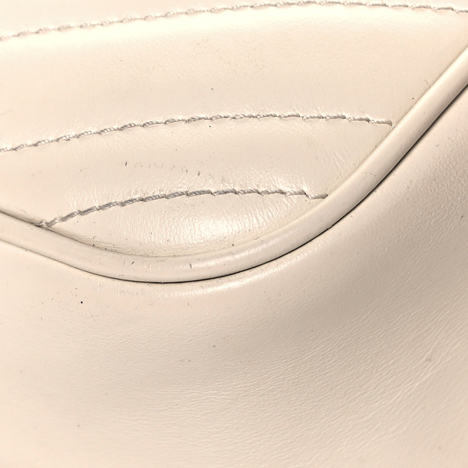 Gucci Calfskin Matelasse Small GG Marmont Chain Shoulder Bag White 10 of 18