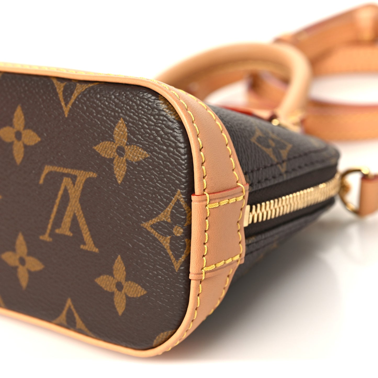 Monogram Nano Alma