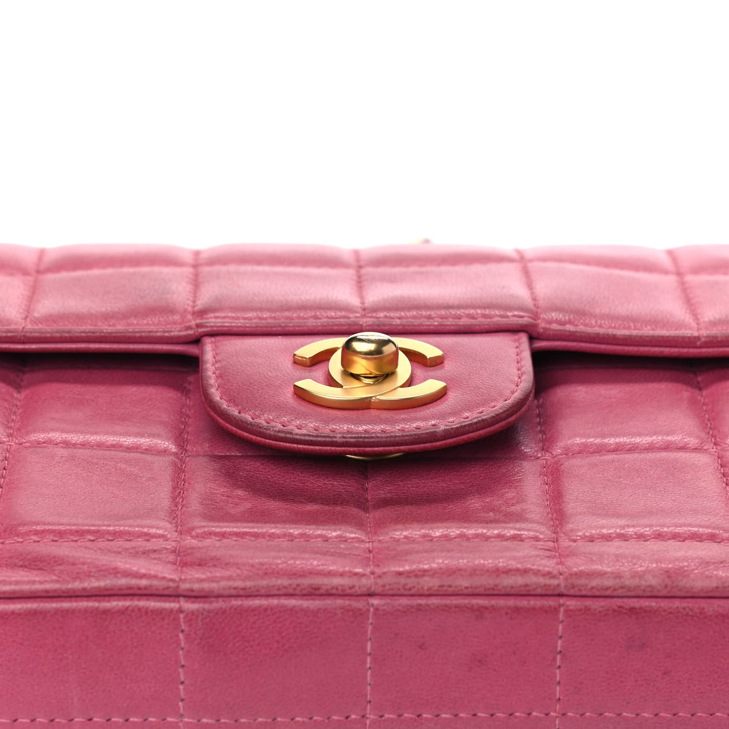 Lambskin East West Chocolate Bar Flap Pink