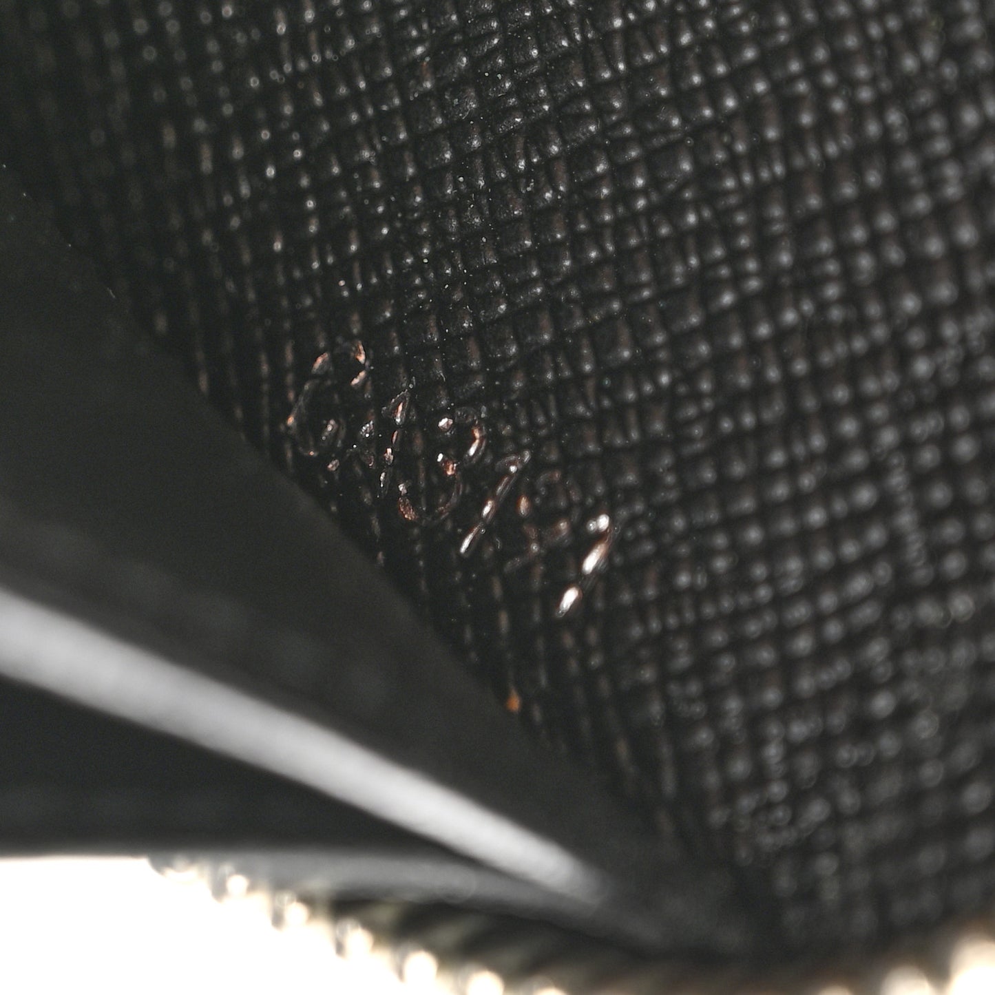Epi Zippy Wallet Black
