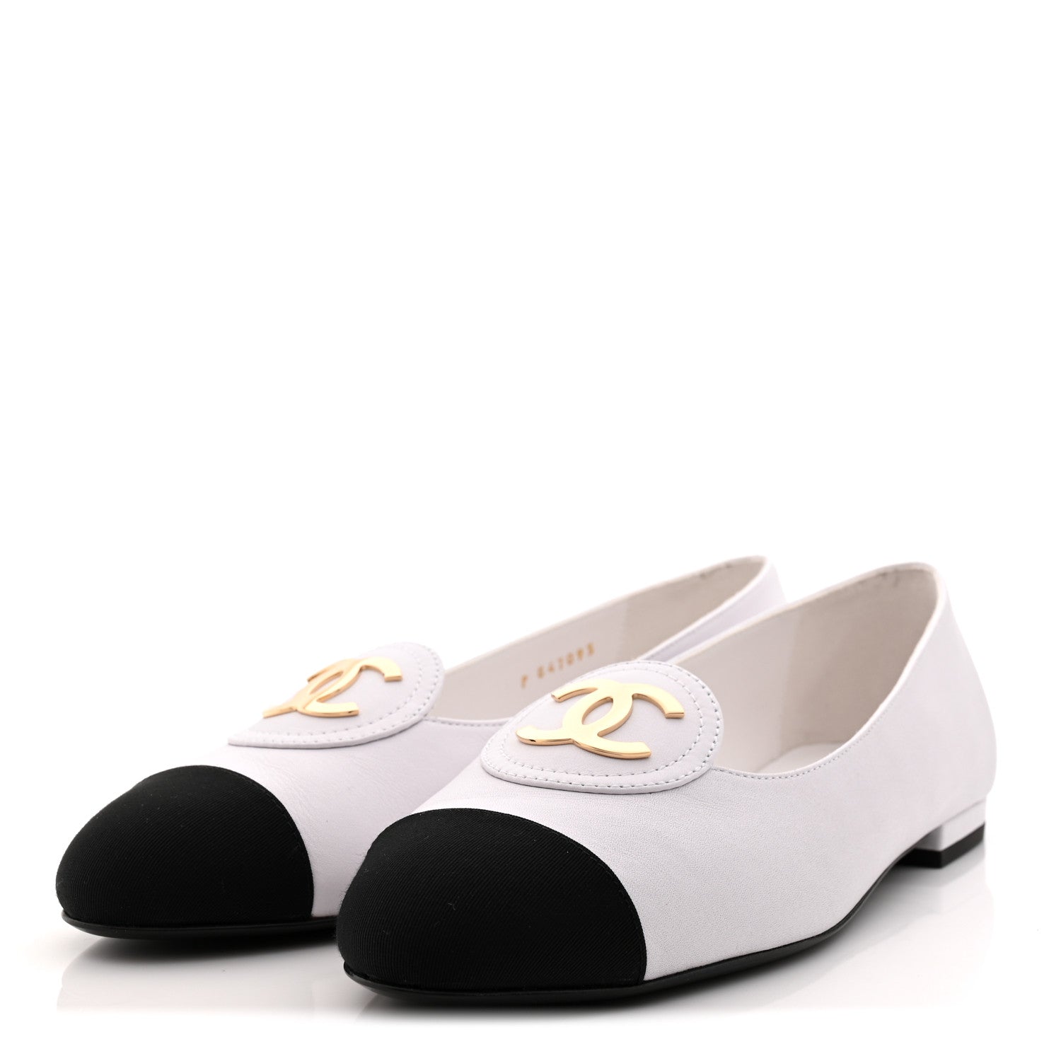 Chanel Calfskin Grosgrain Cap Toe CC Moccasin Loafers 39 White Black 3 of 10
