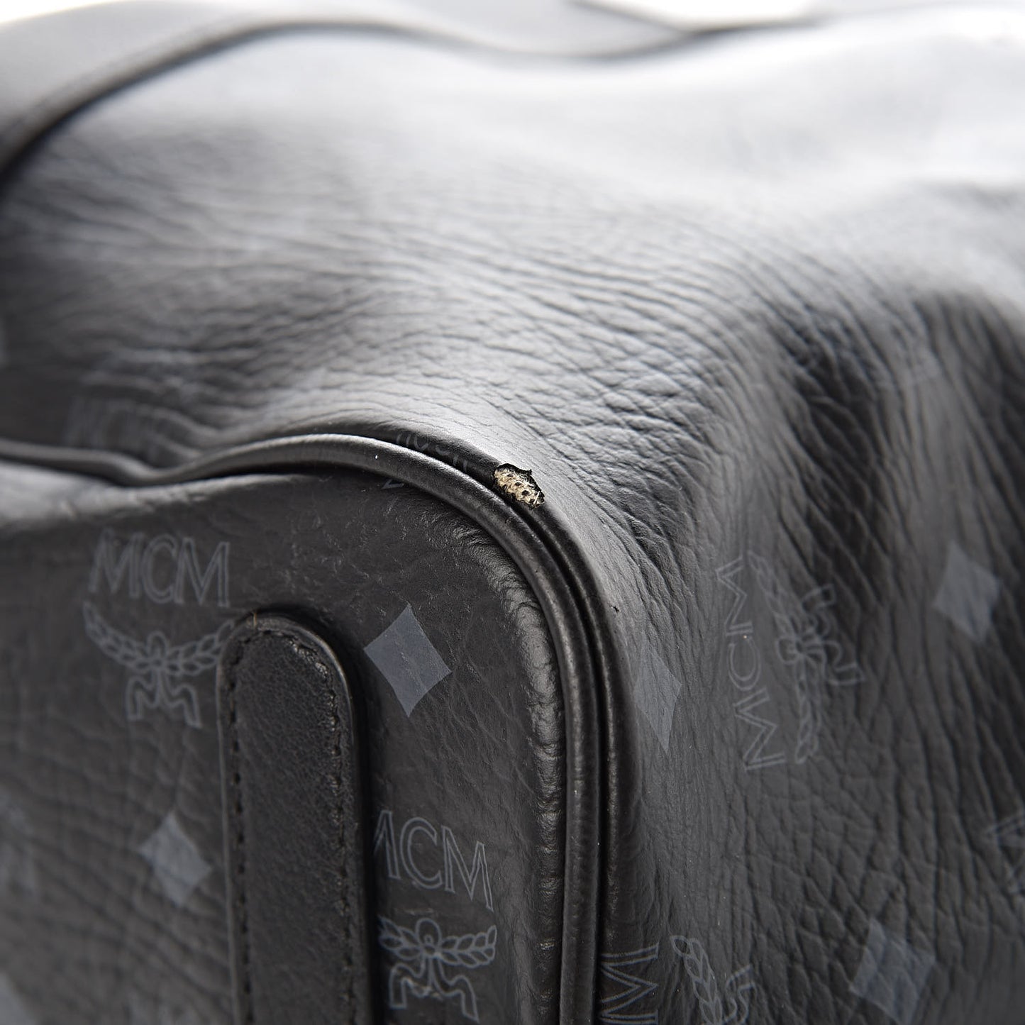 Visetos Medium Liz Reversible Shopper Tote Black