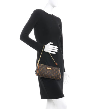 Louis Vuitton Monogram Eva Clutch 3 of 9