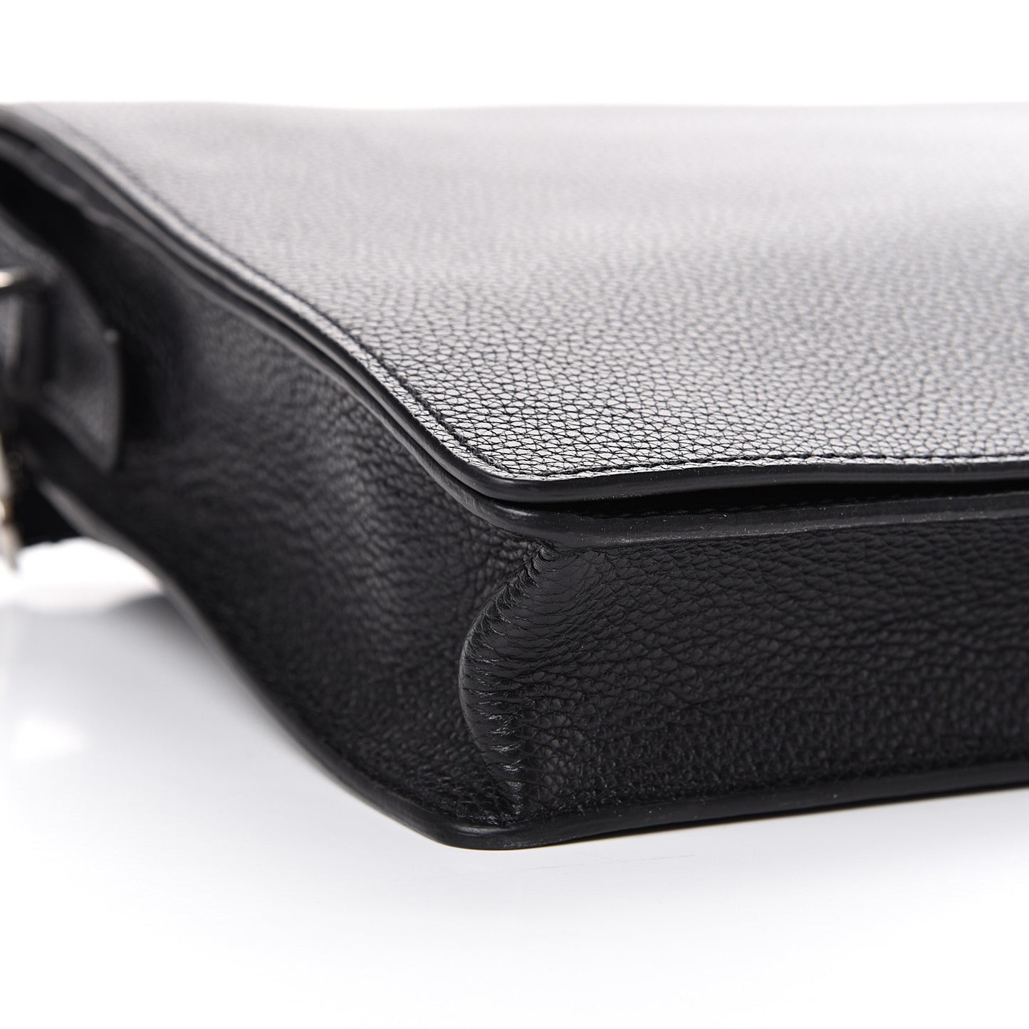 Vitello Phenix Messenger Satchel Black