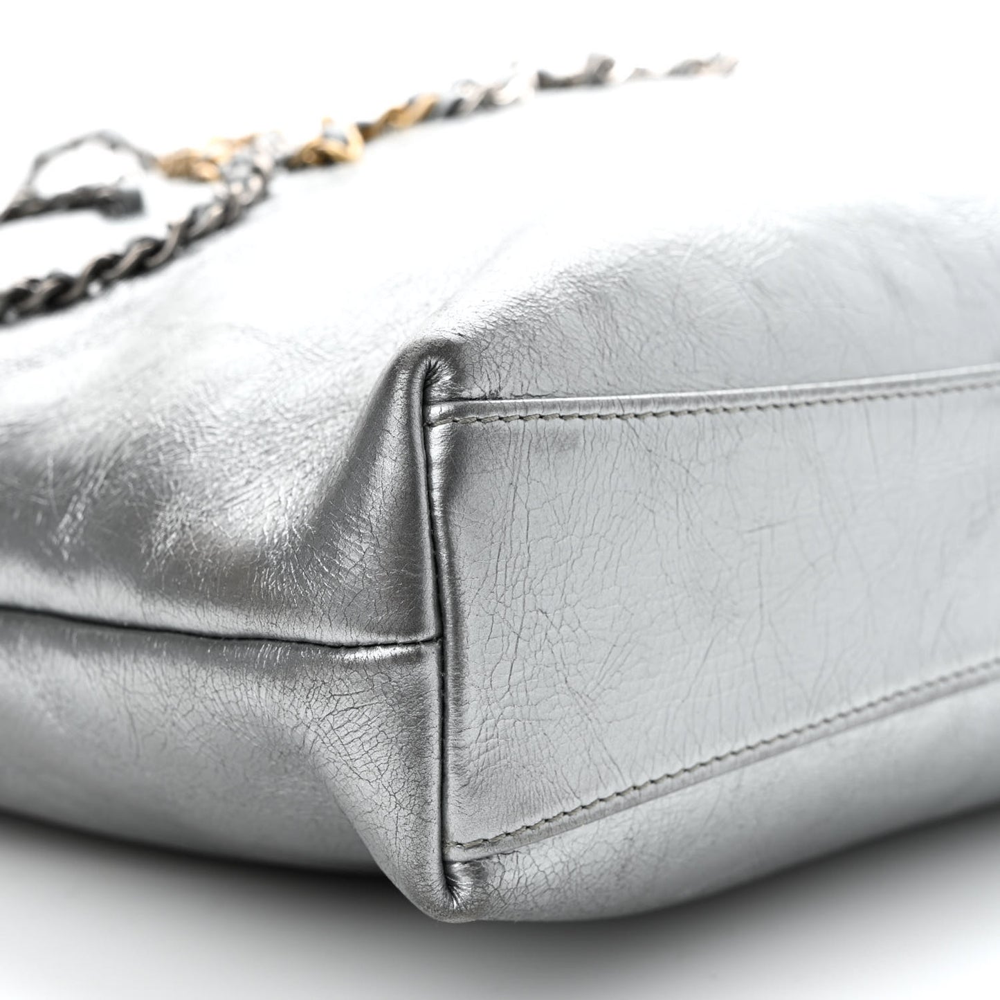 Metallic Crumpled Calfskin Chain 20s Signe Tote Silver