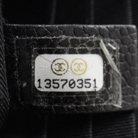 Caviar Half Moon Wallet On Chain Bag Black
