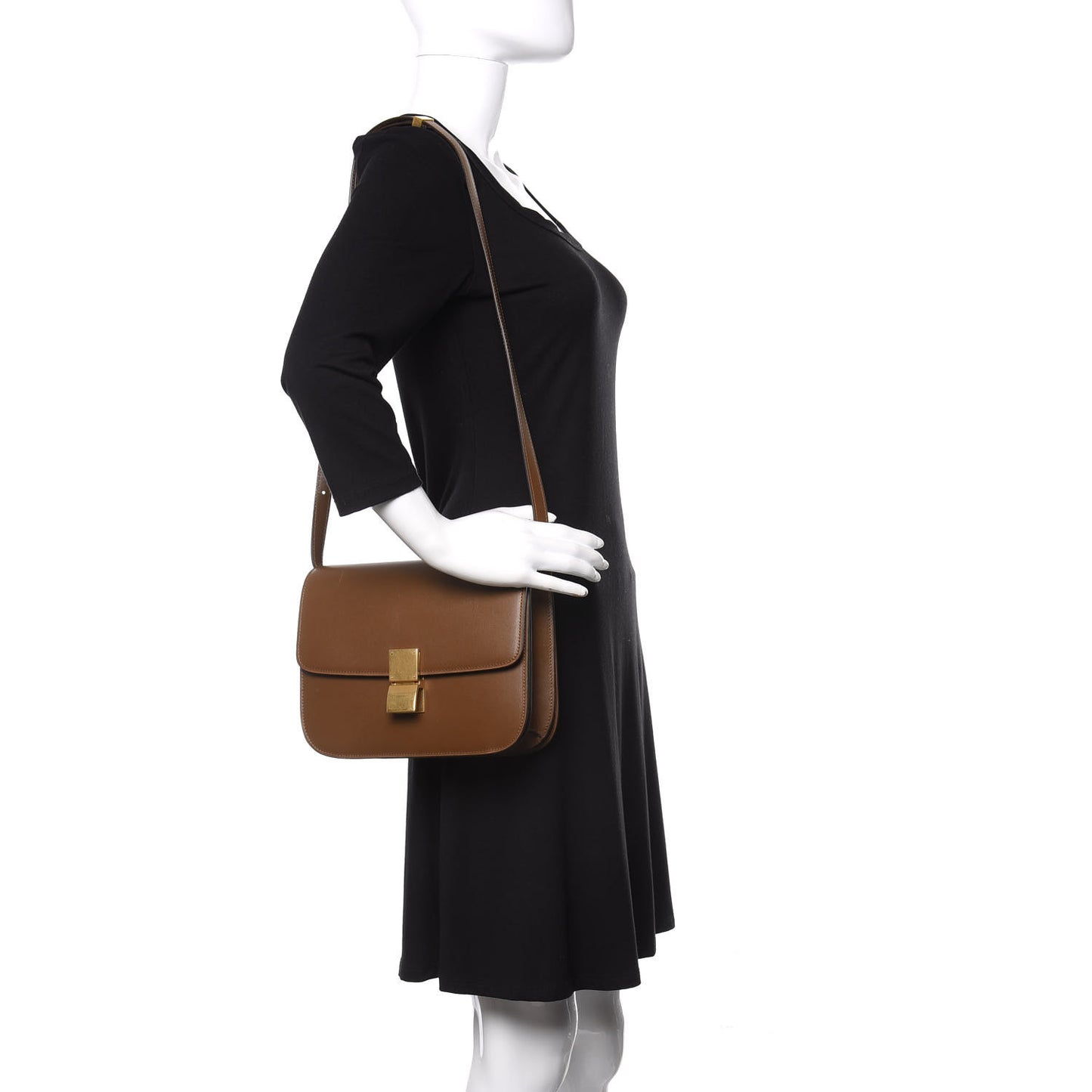 Smooth Calfskin Medium Classic Box Flap Bag Camel