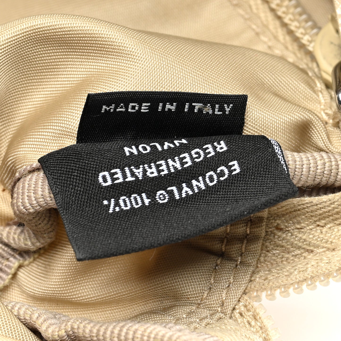 Re-Nylon Pouch Deserto