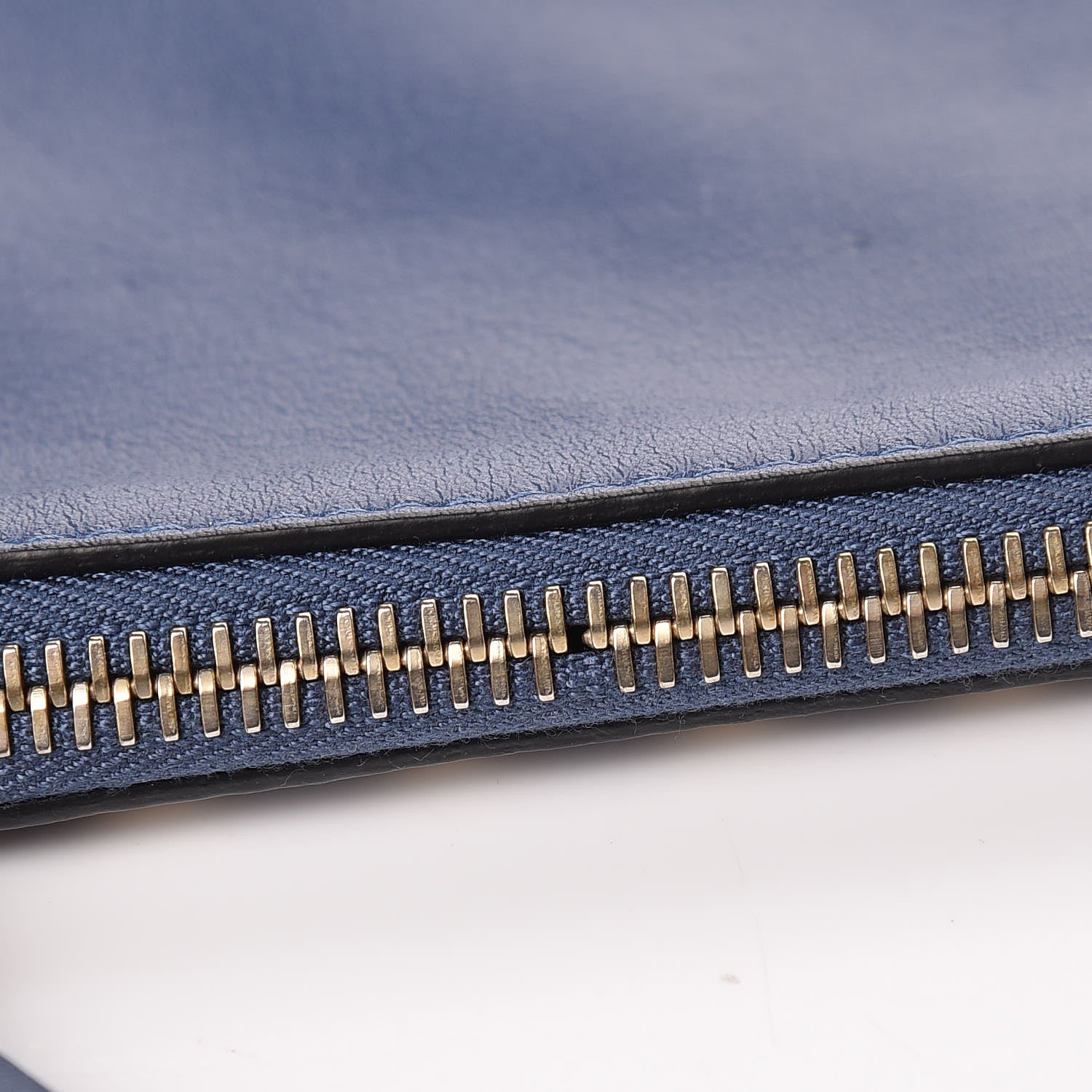 Valentino Garavani Vitello Large Rockstud Zip Pouch Indigo 8 of 9