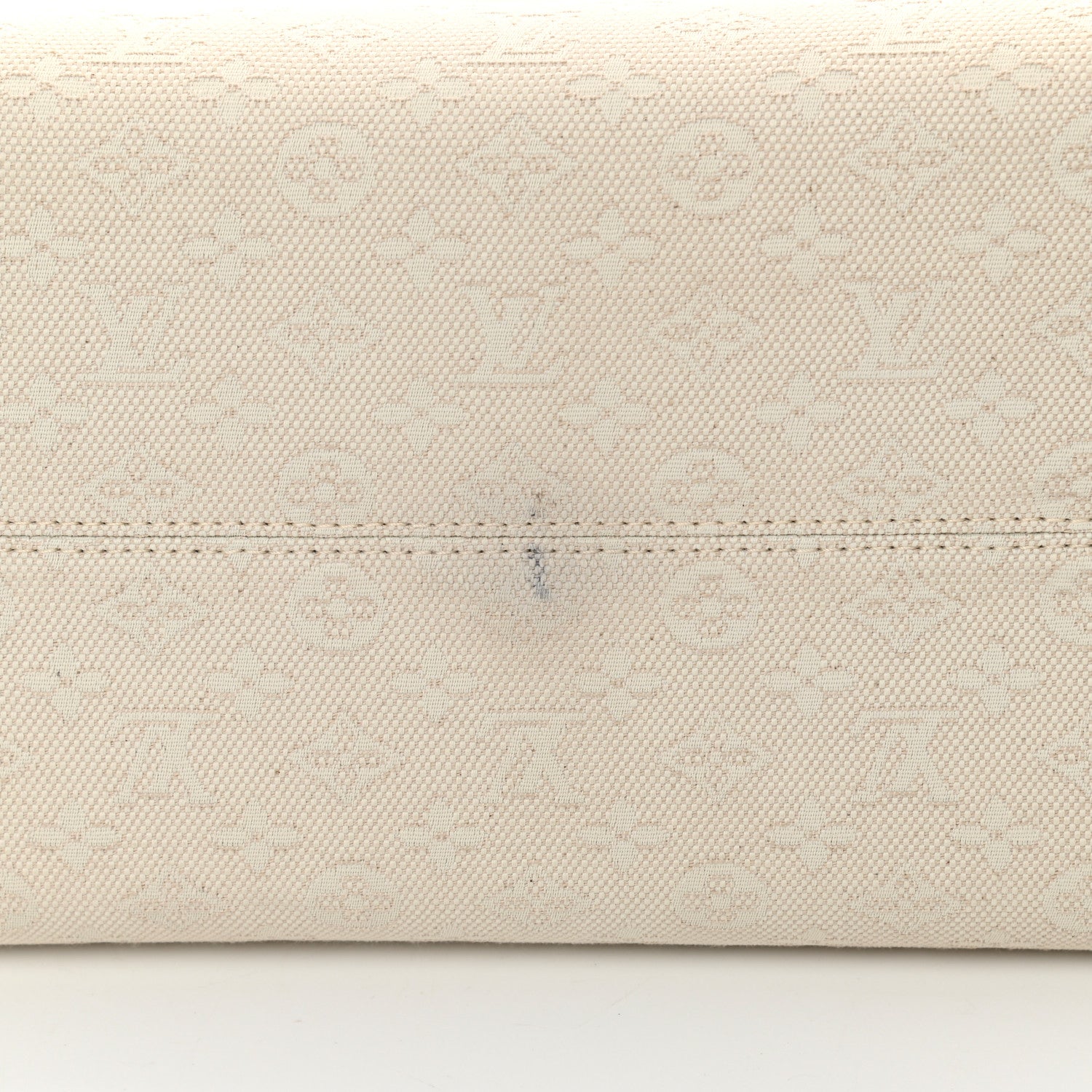 Louis Vuitton Jacquard Embroidered Tufted Monogram Hawaii Onthego GM Cream 14 of 14