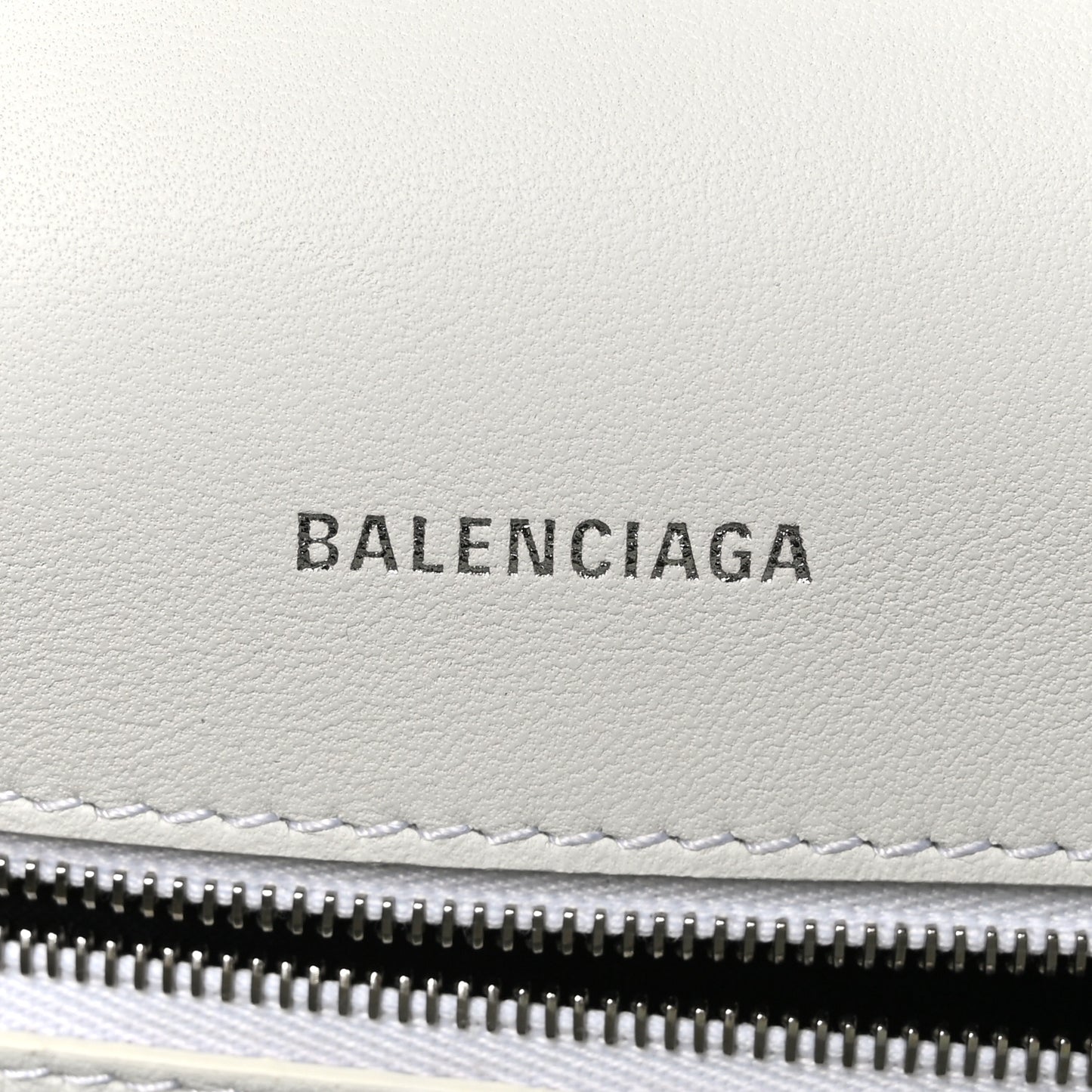 Calfskin S Downtown Chain Shoulder Bag White Black